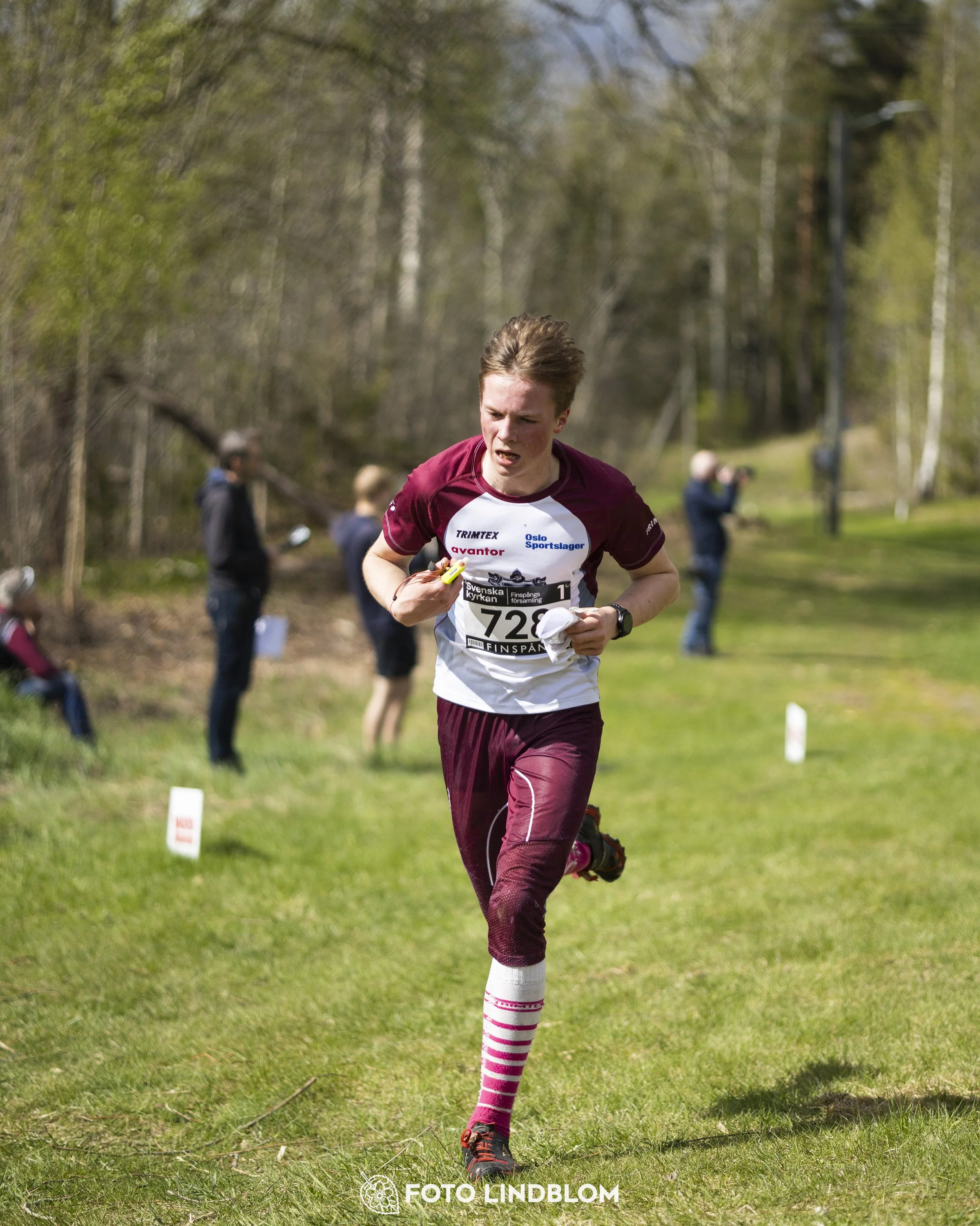 A picture from the youth relay at 10-Mila orienteering competition