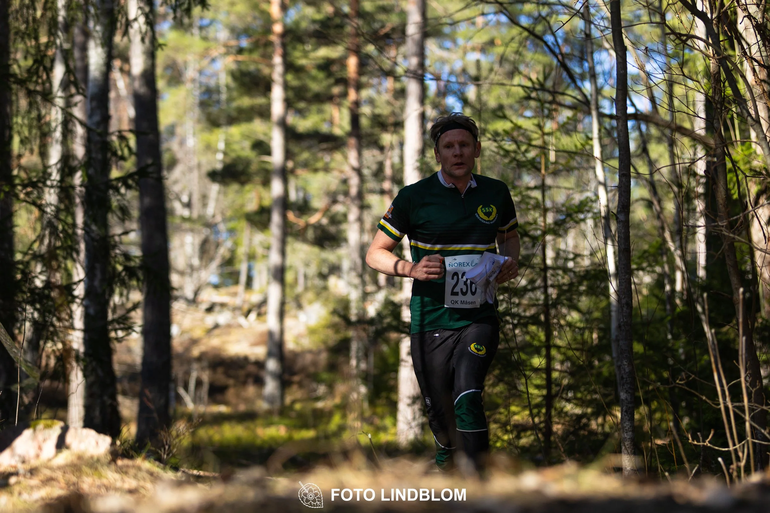 A photo from the 2026 Måsenstafetten orienteering relay in Sweden, captured by Foto Lindblom.