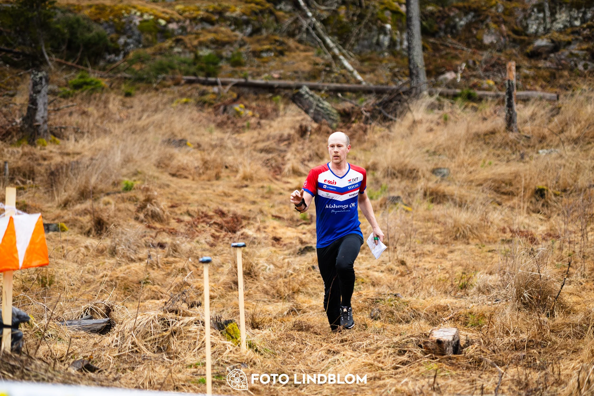 A photo from the Swedish League orienteering competition in Kolmården spring 2026, captured by Foto Lindblom.