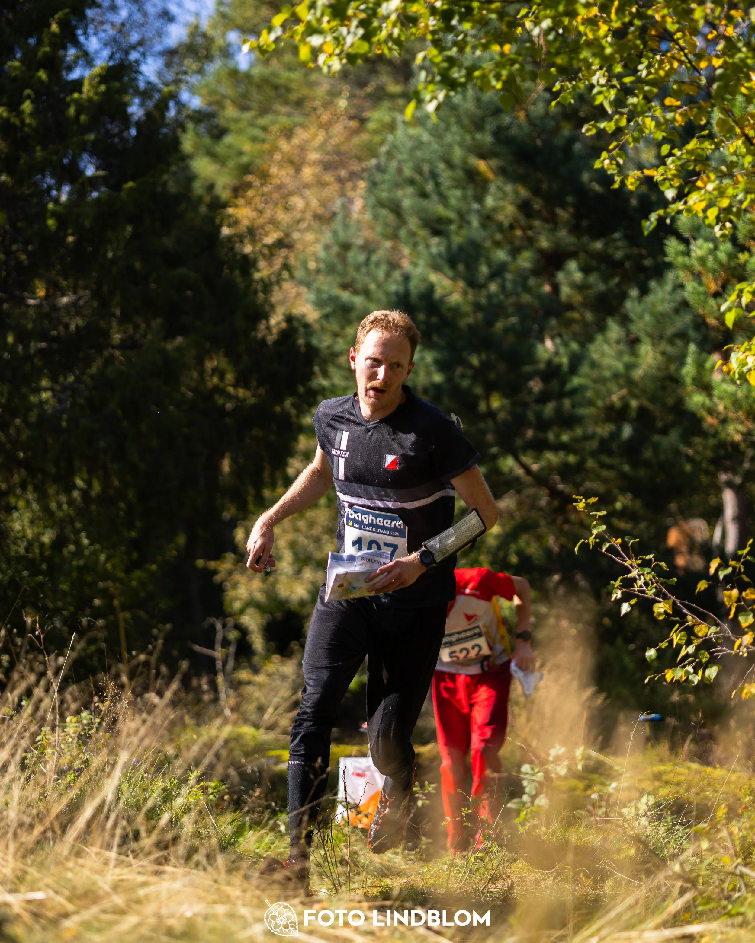 A picture from the Swedish national championship in long distance orienteering and Swedish league race taken by Foto Lindblom