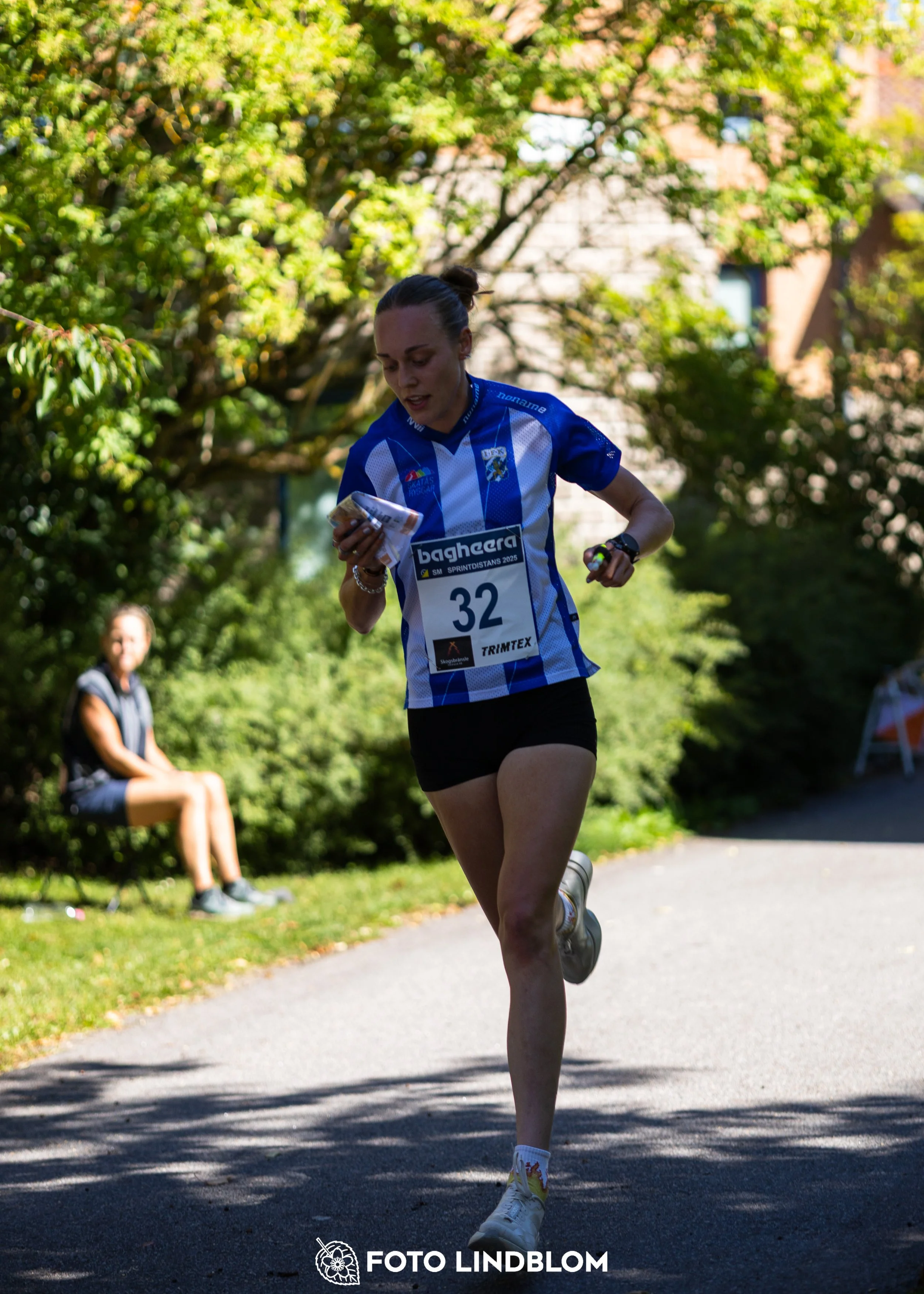 A picture from the Swedish national championship in knock out orienteering  taken by Foto Lindblom