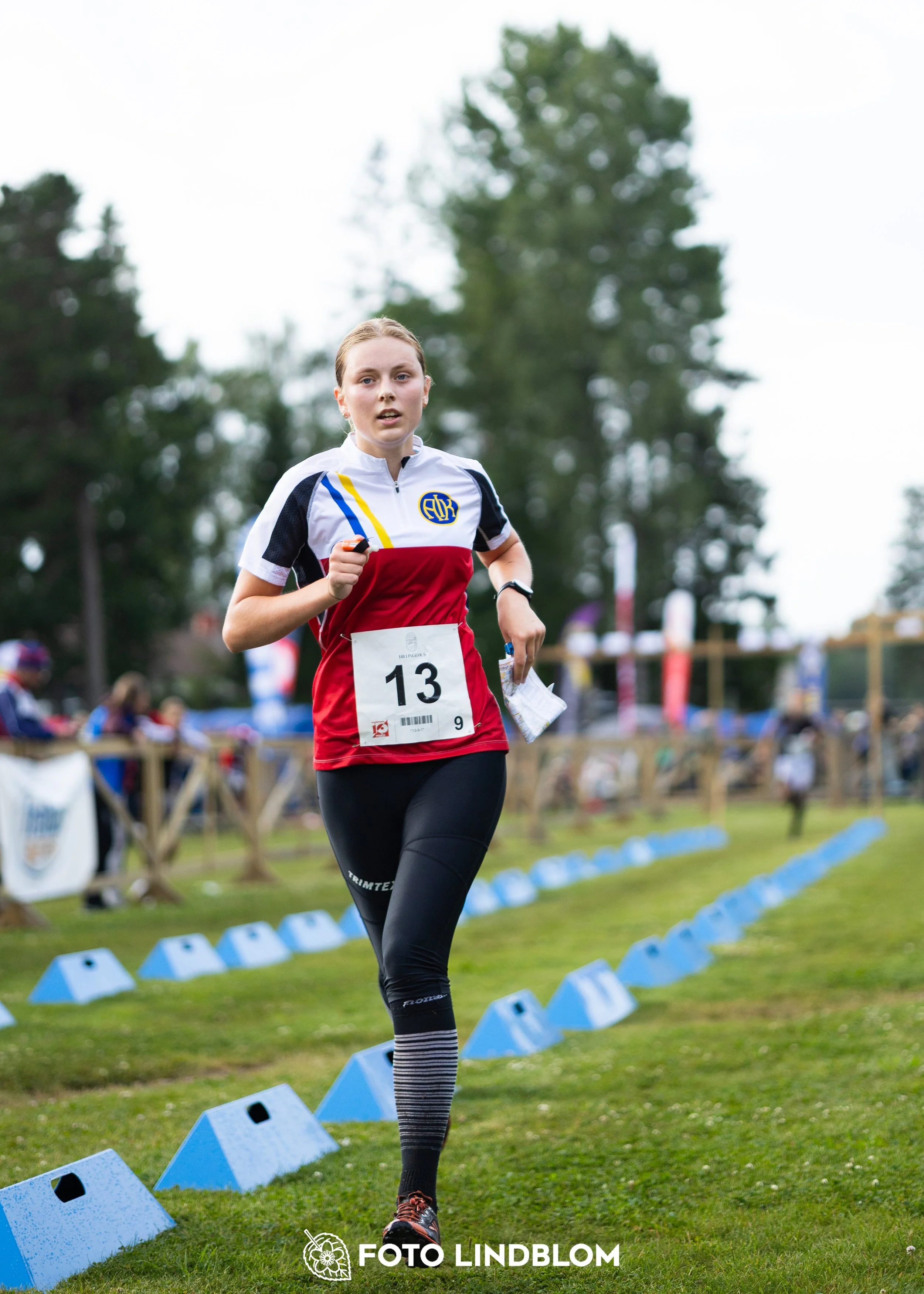 A picture from the youth 10 mila orienteering competition taken by Foto Lindblom