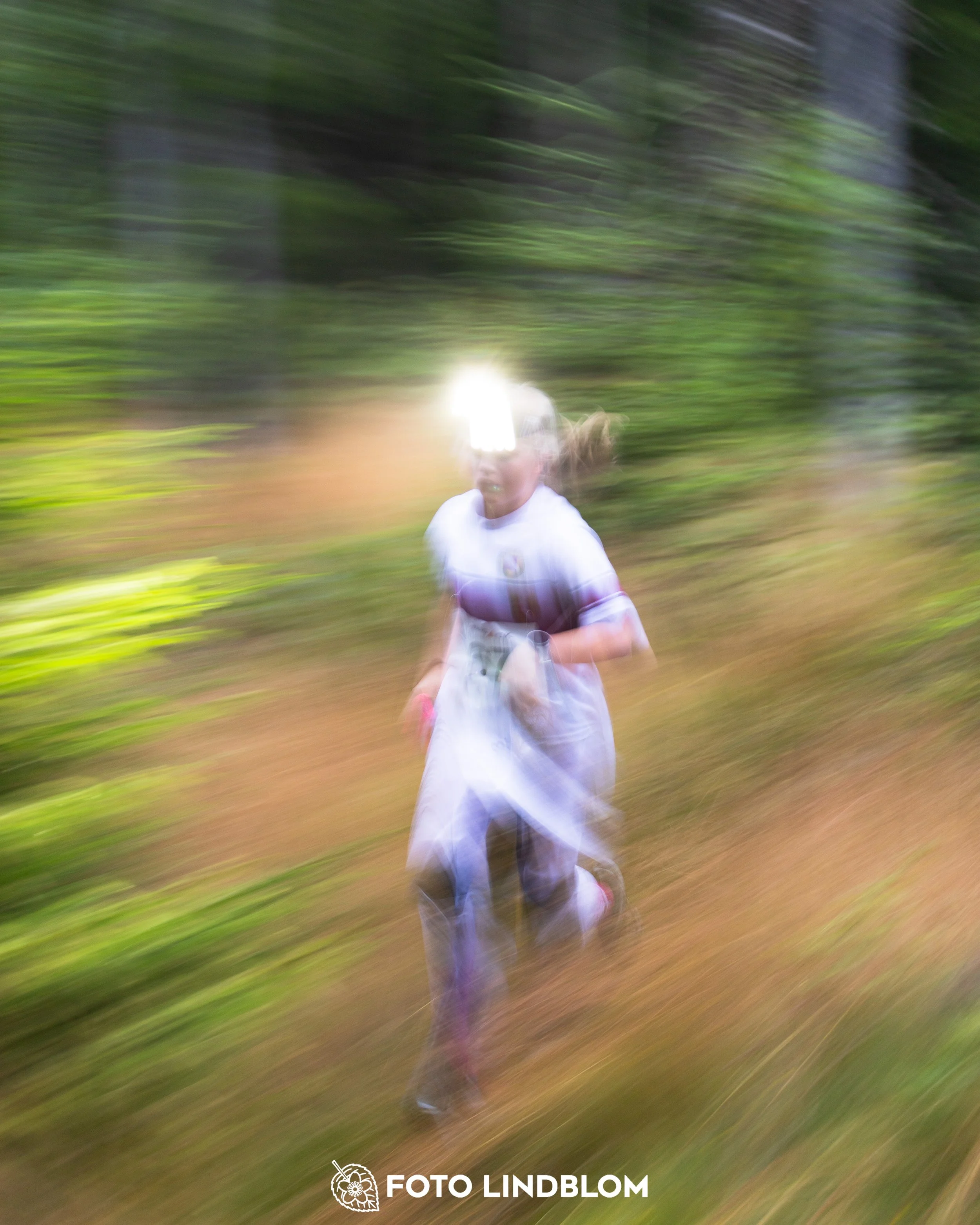 A picture from the youth 10 mila orienteering competition taken by Foto Lindblom