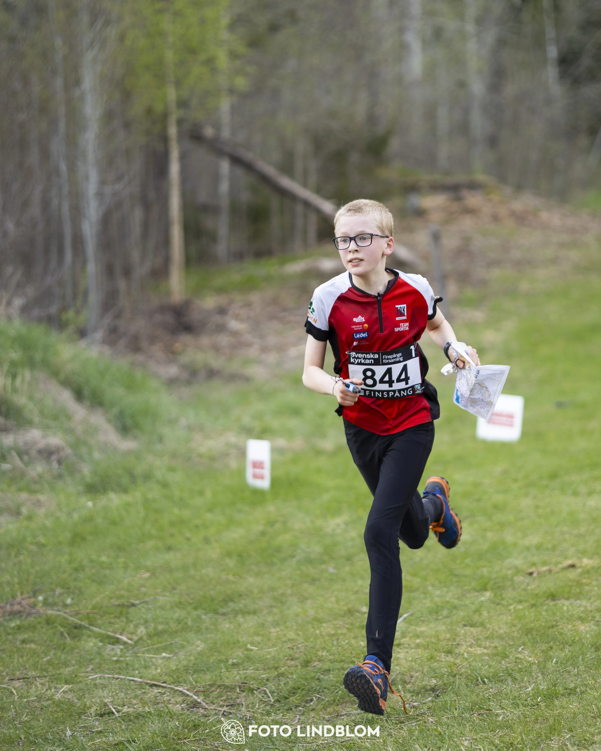 A picture from the youth relay at 10-Mila orienteering competition