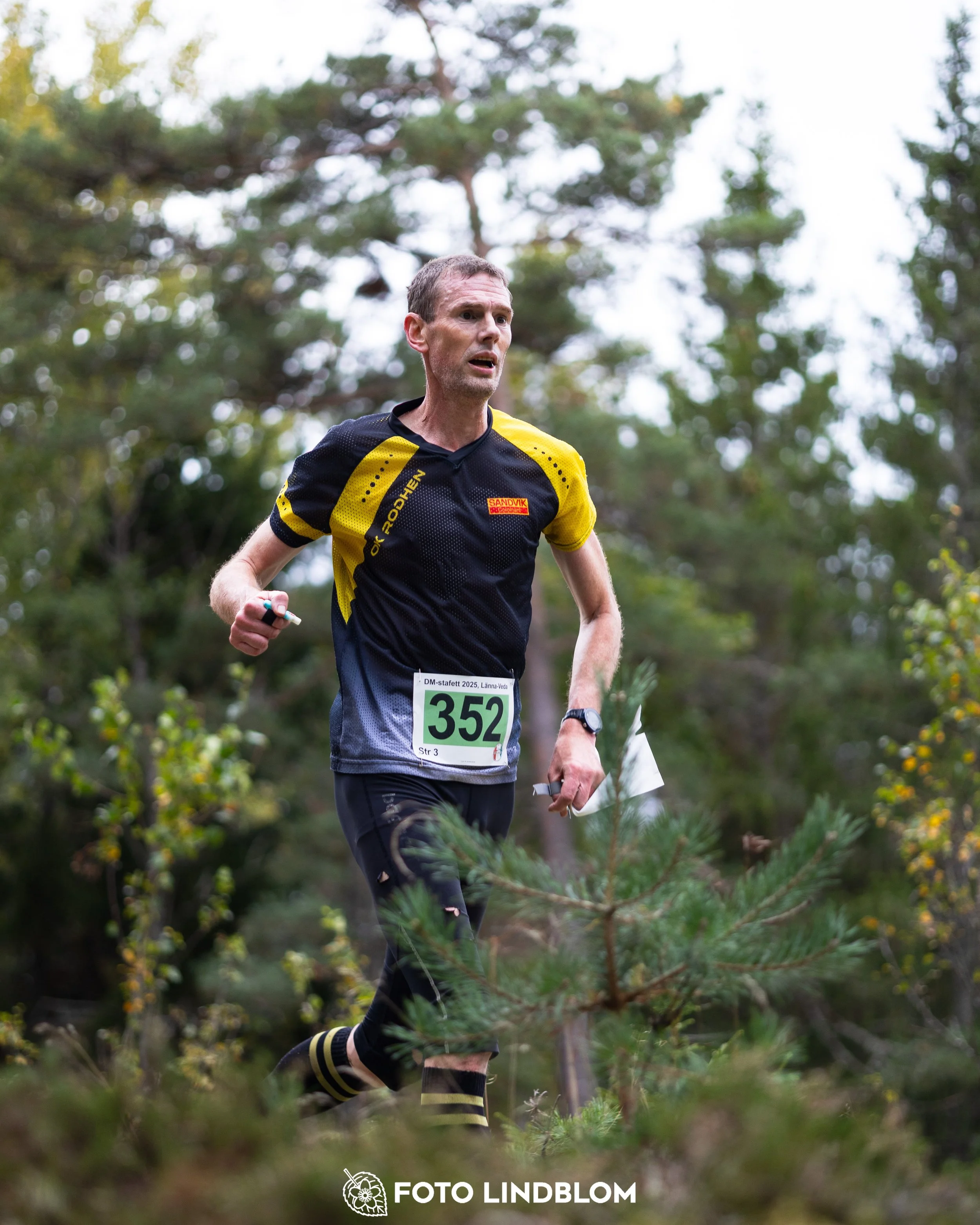 A picture from the Stockholm district championship in relay orienteering taken by Foto Lindblom