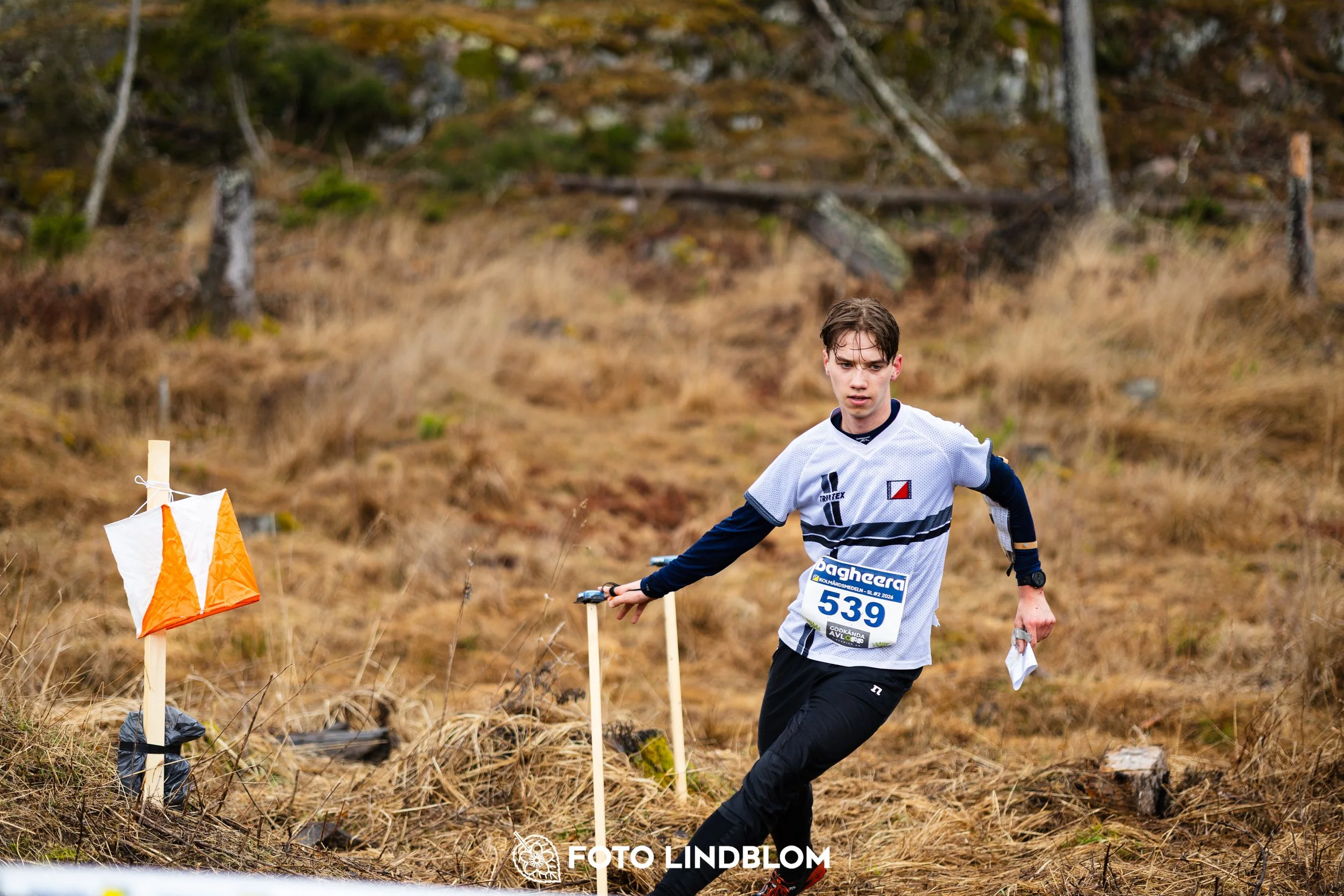 A photo from the Swedish League orienteering competition in Kolmården spring 2026, captured by Foto Lindblom.