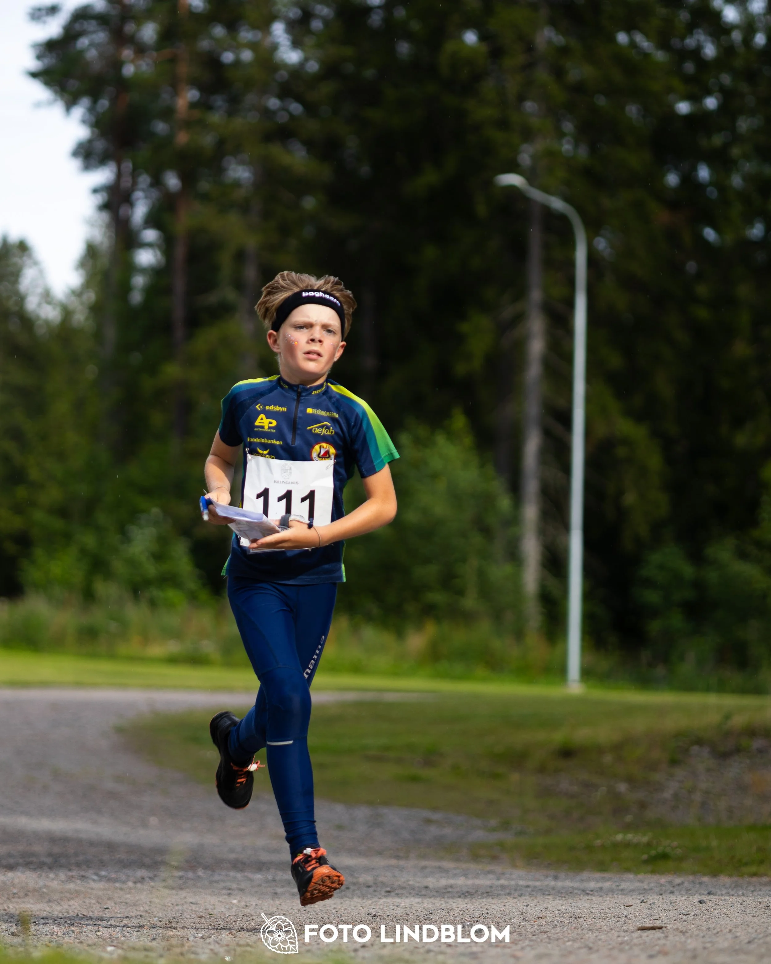 A picture from the youth 10 mila orienteering competition taken by Foto Lindblom