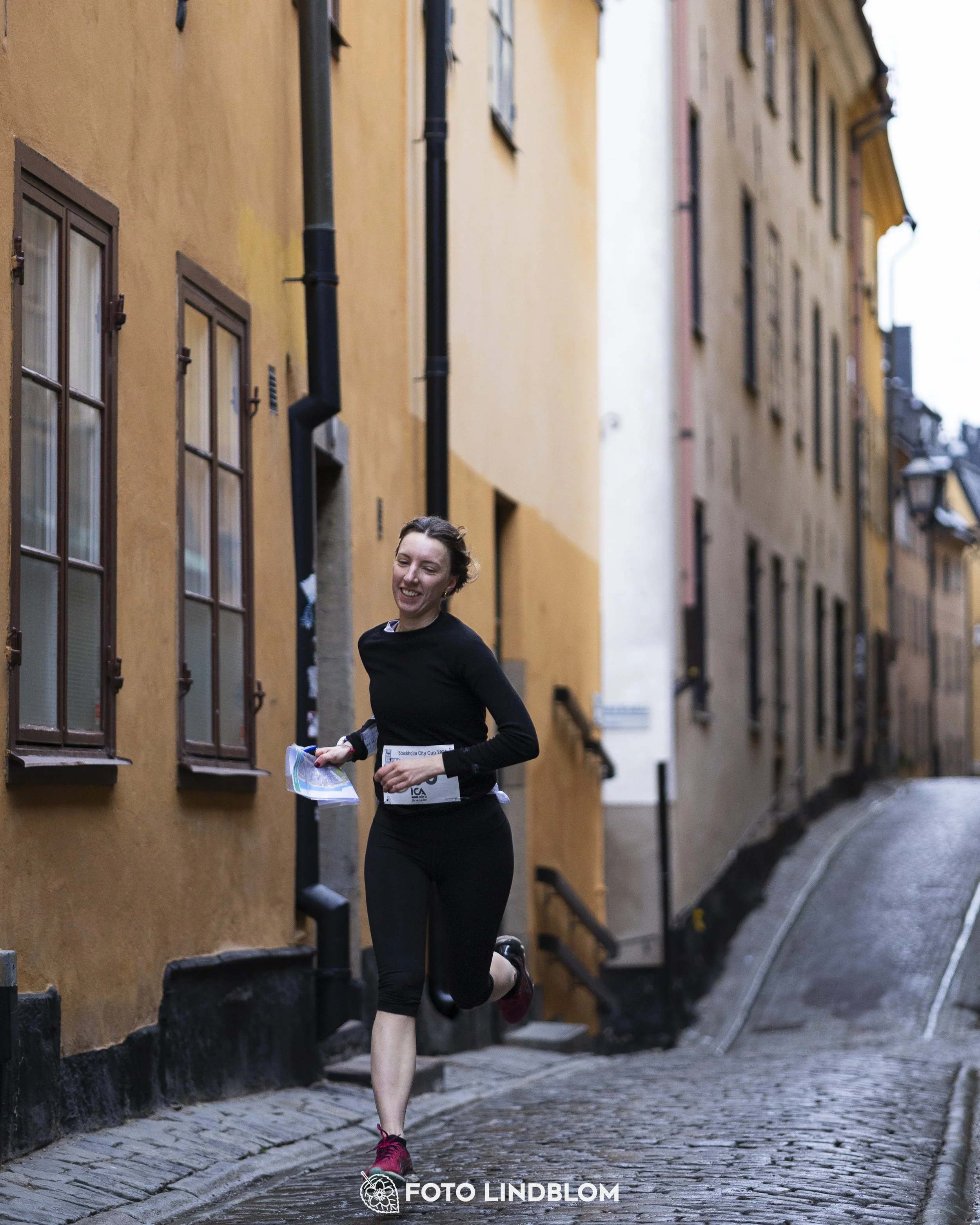 A picture from the first stage of the Stockholm City Cup sprint orienteering competition in "gamla stan" which is the old part of Stockholm