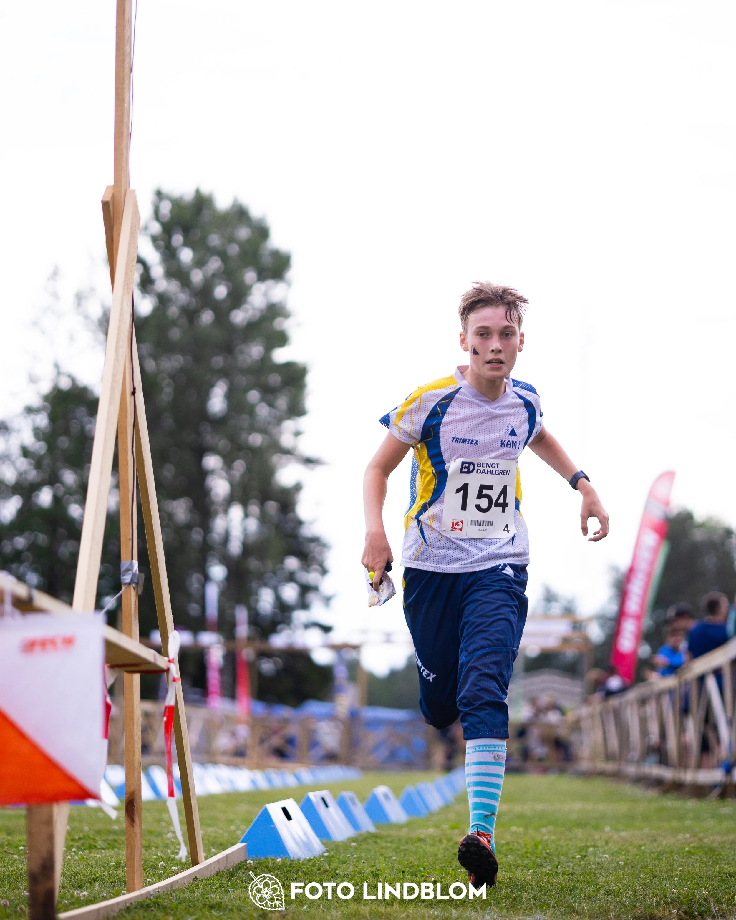 A picture from the youth 10 mila orienteering competition taken by Foto Lindblom
