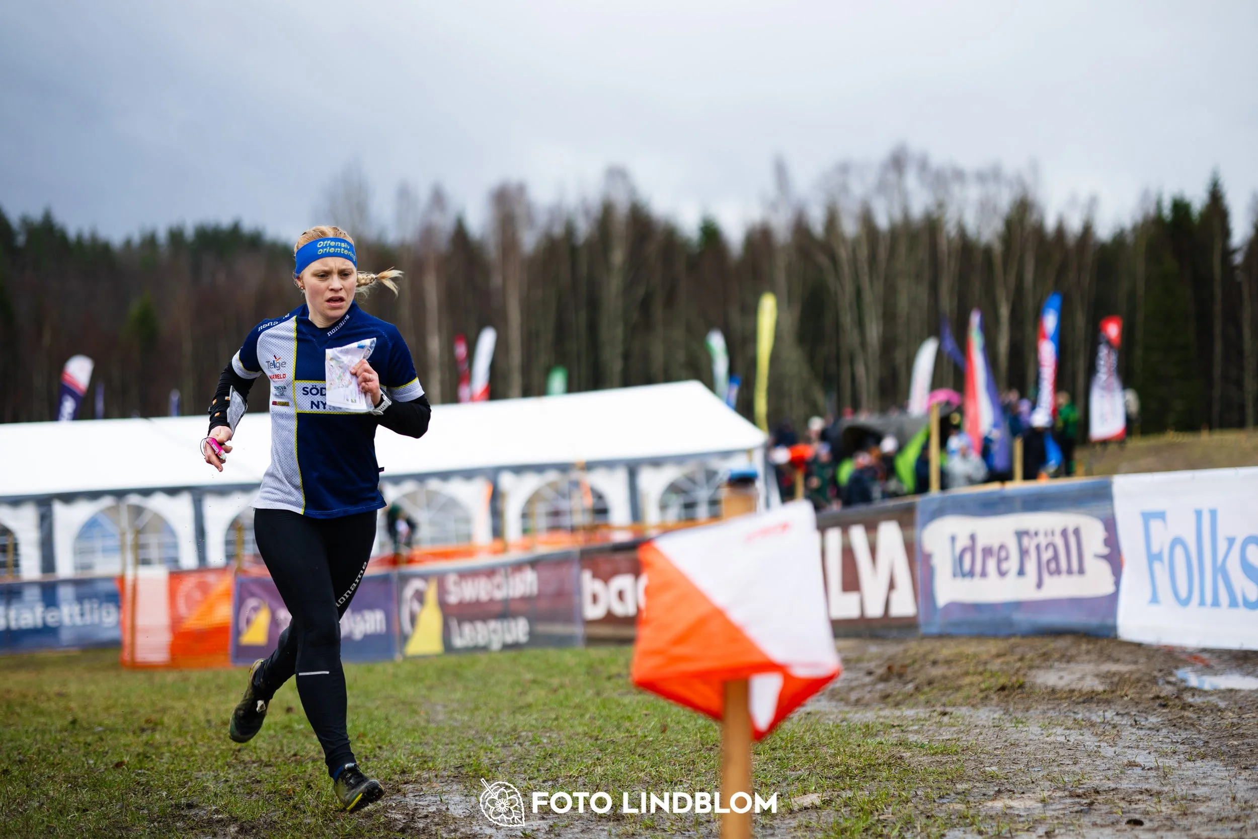 A photo from the Swedish League orienteering competition in Kolmården spring 2026, captured by Foto Lindblom.