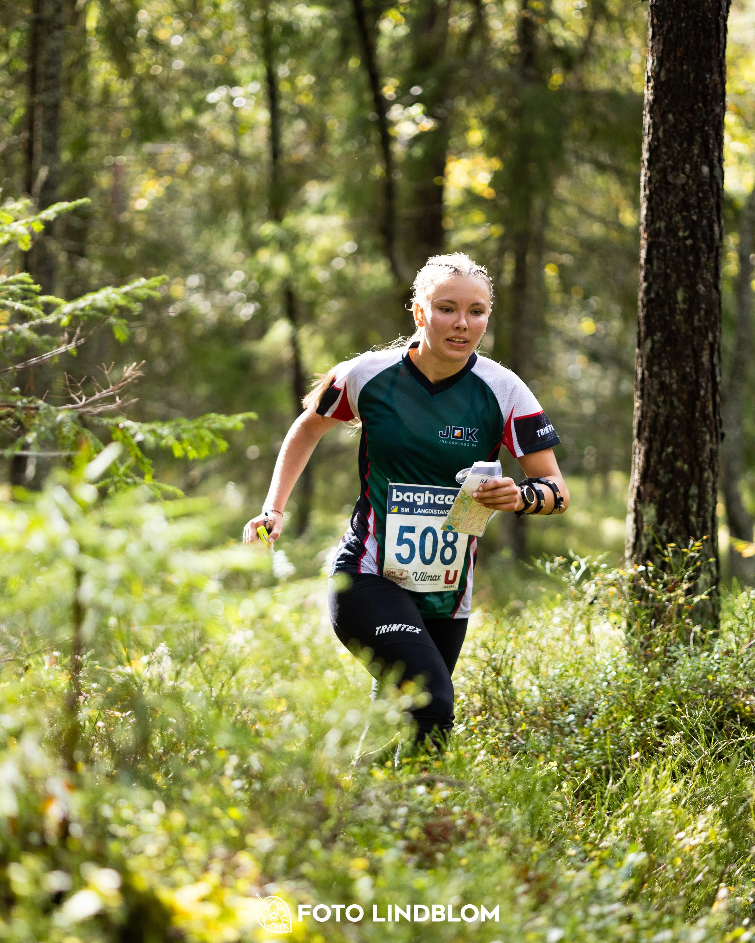 A picture from the Swedish national championship in long distance orienteering and Swedish league race taken by Foto Lindblom