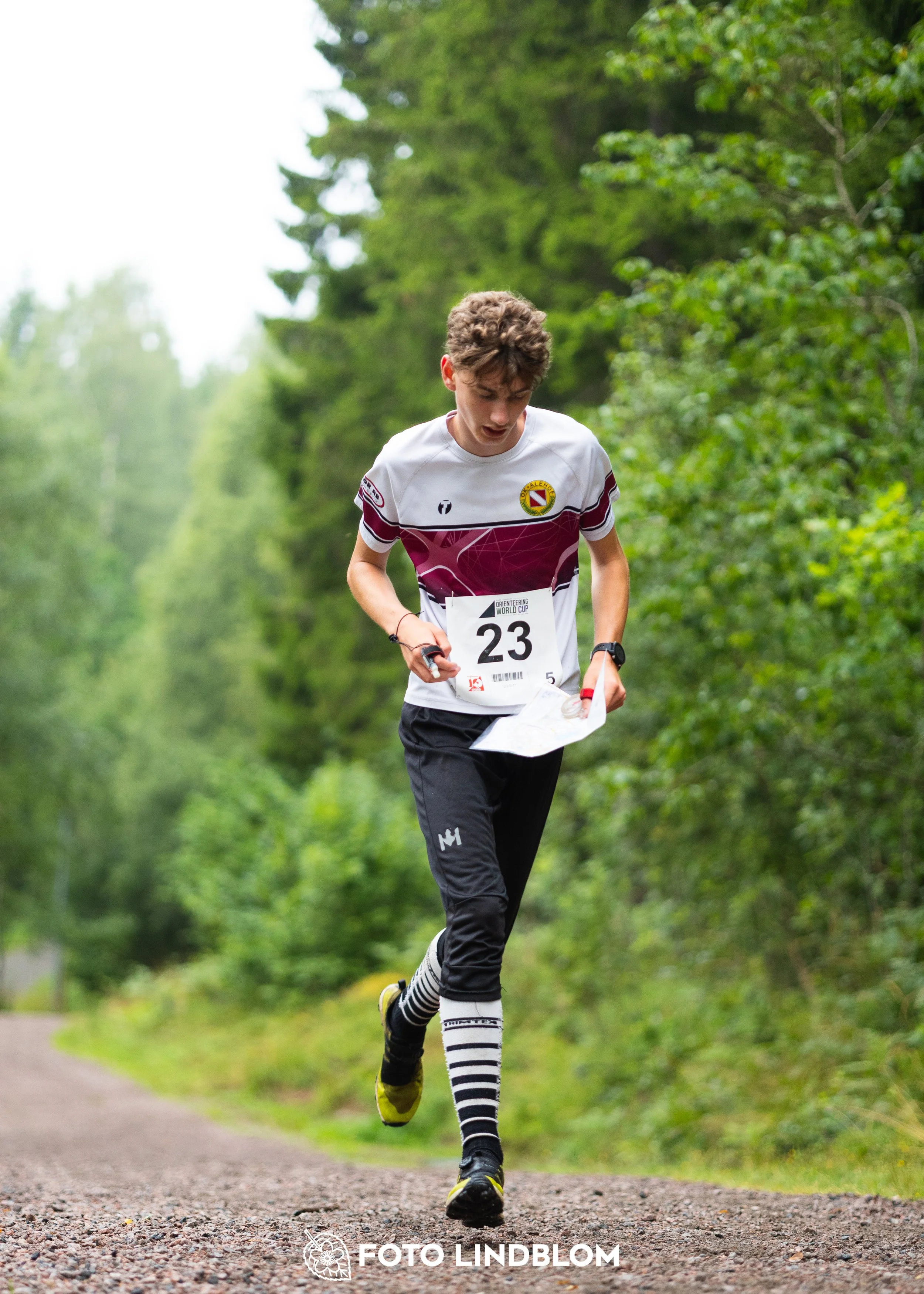 A picture from the youth 10 mila orienteering competition taken by Foto Lindblom