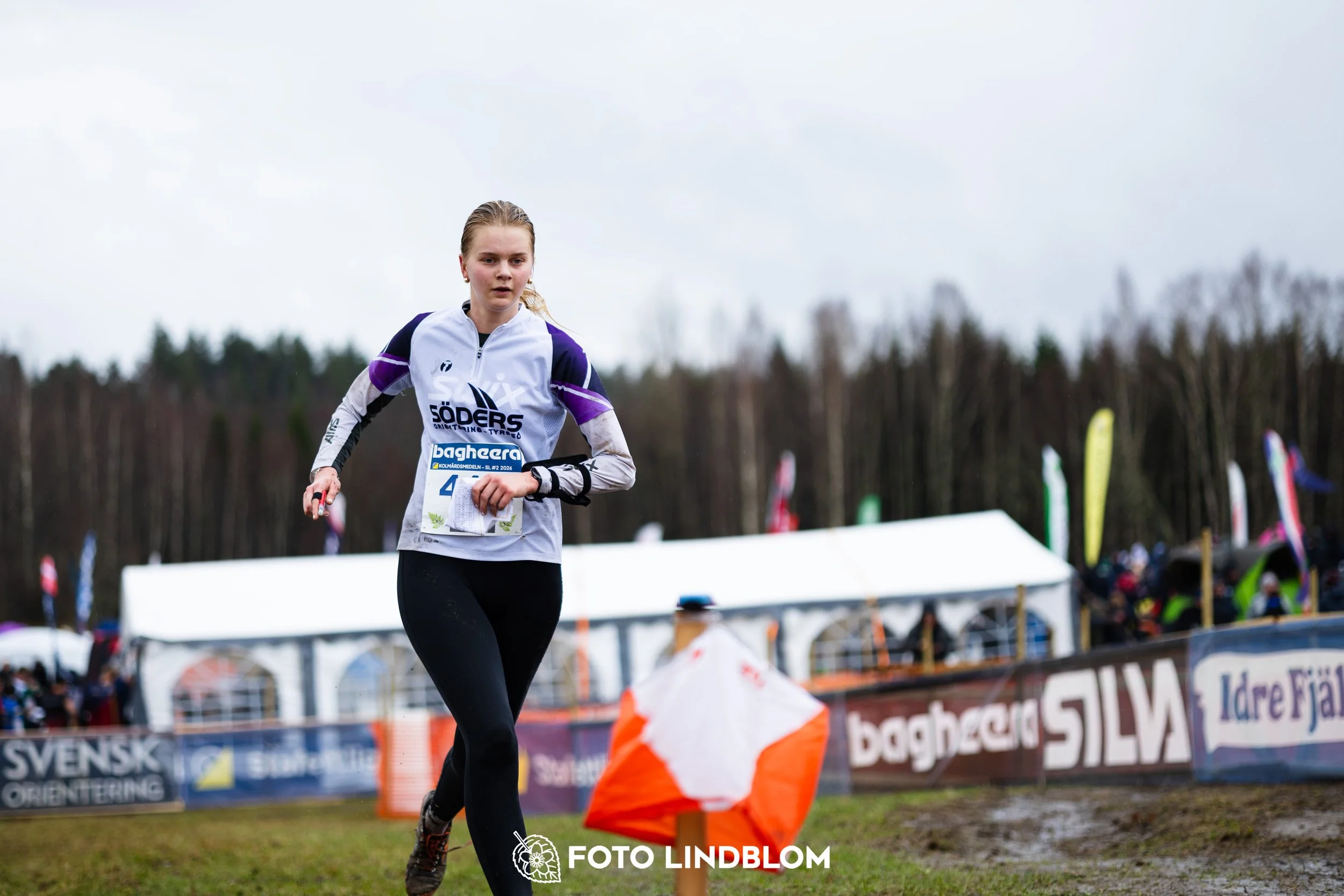 A photo from a middle distance orienteering event in Kolmården during the Swedish League 2026, captured by Foto Lindblom.