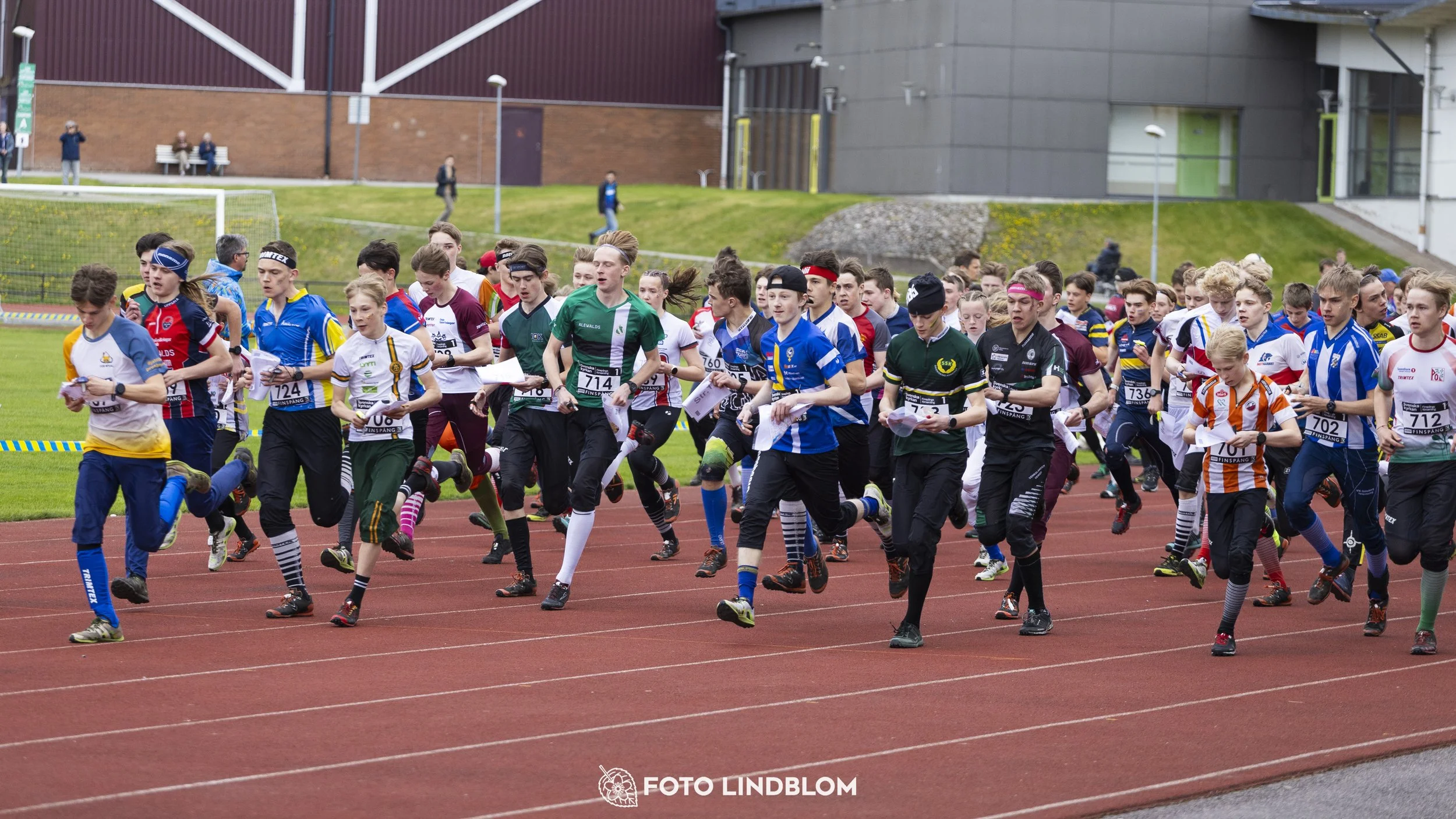 A picture from the youth relay at 10-Mila orienteering competition