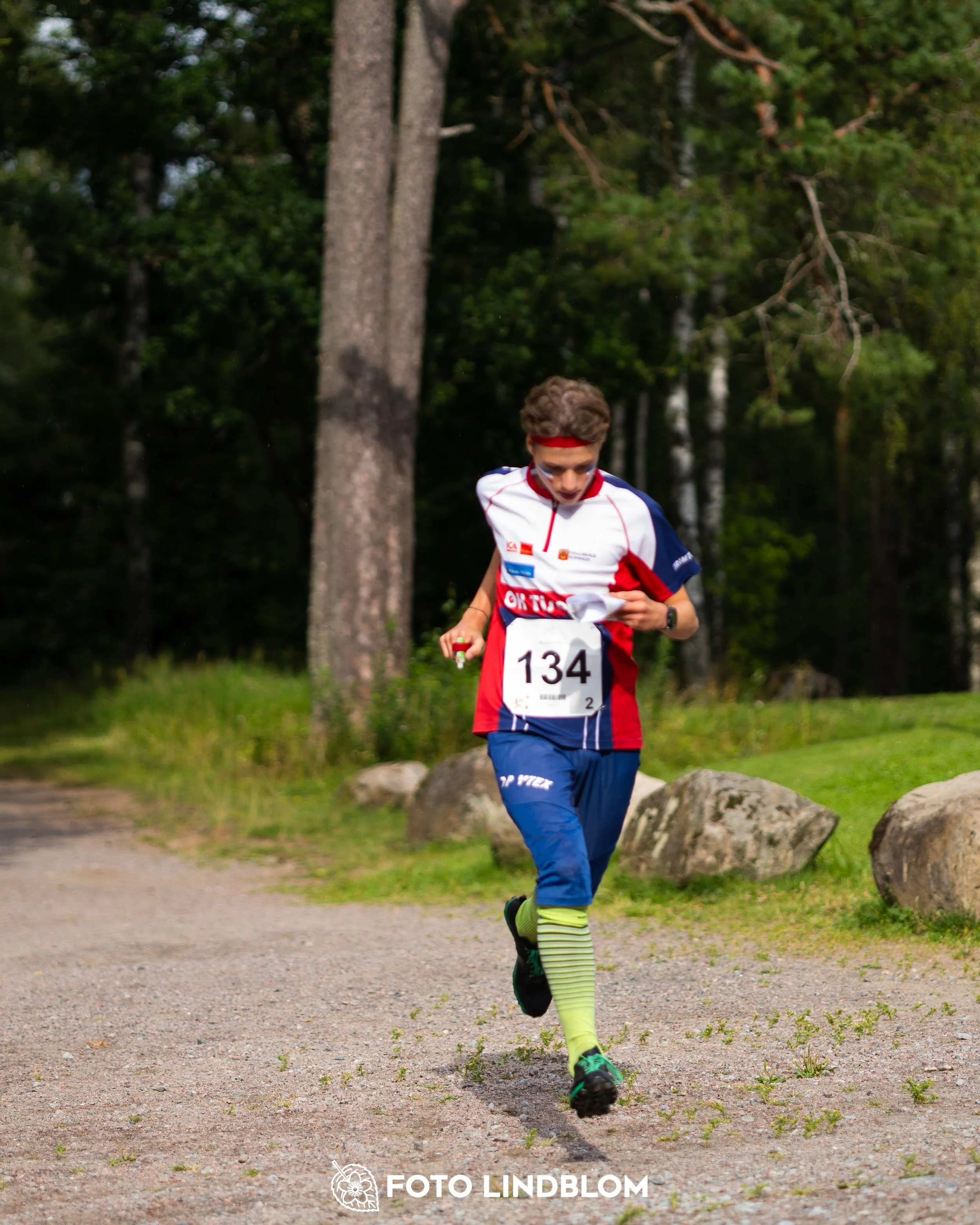 A picture from the youth 10 mila orienteering competition taken by Foto Lindblom