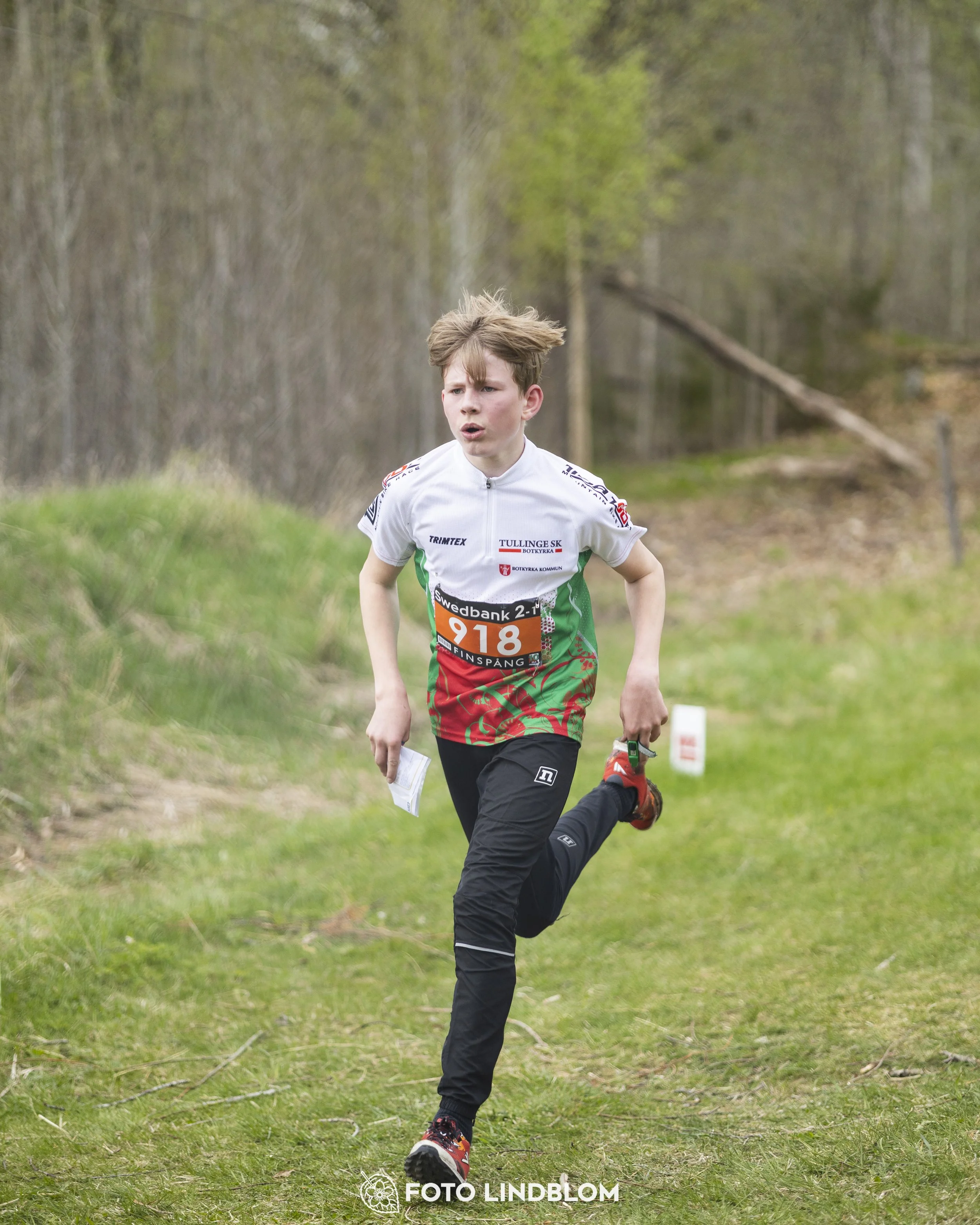 A picture from the youth relay at 10-Mila orienteering competition