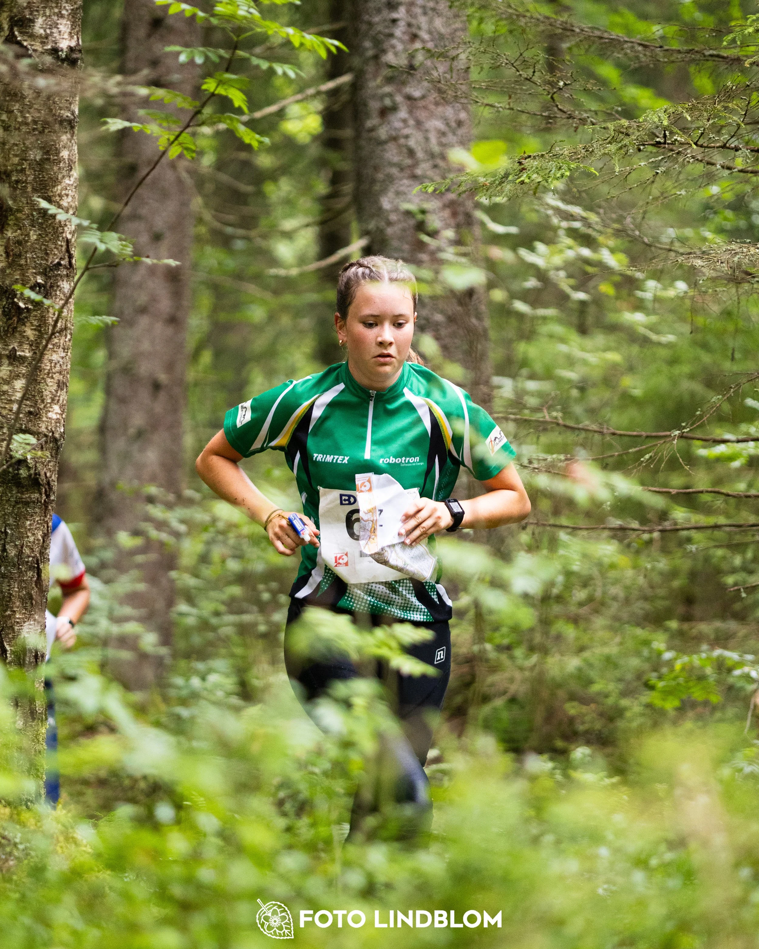 A picture from the youth 10 mila orienteering competition taken by Foto Lindblom
