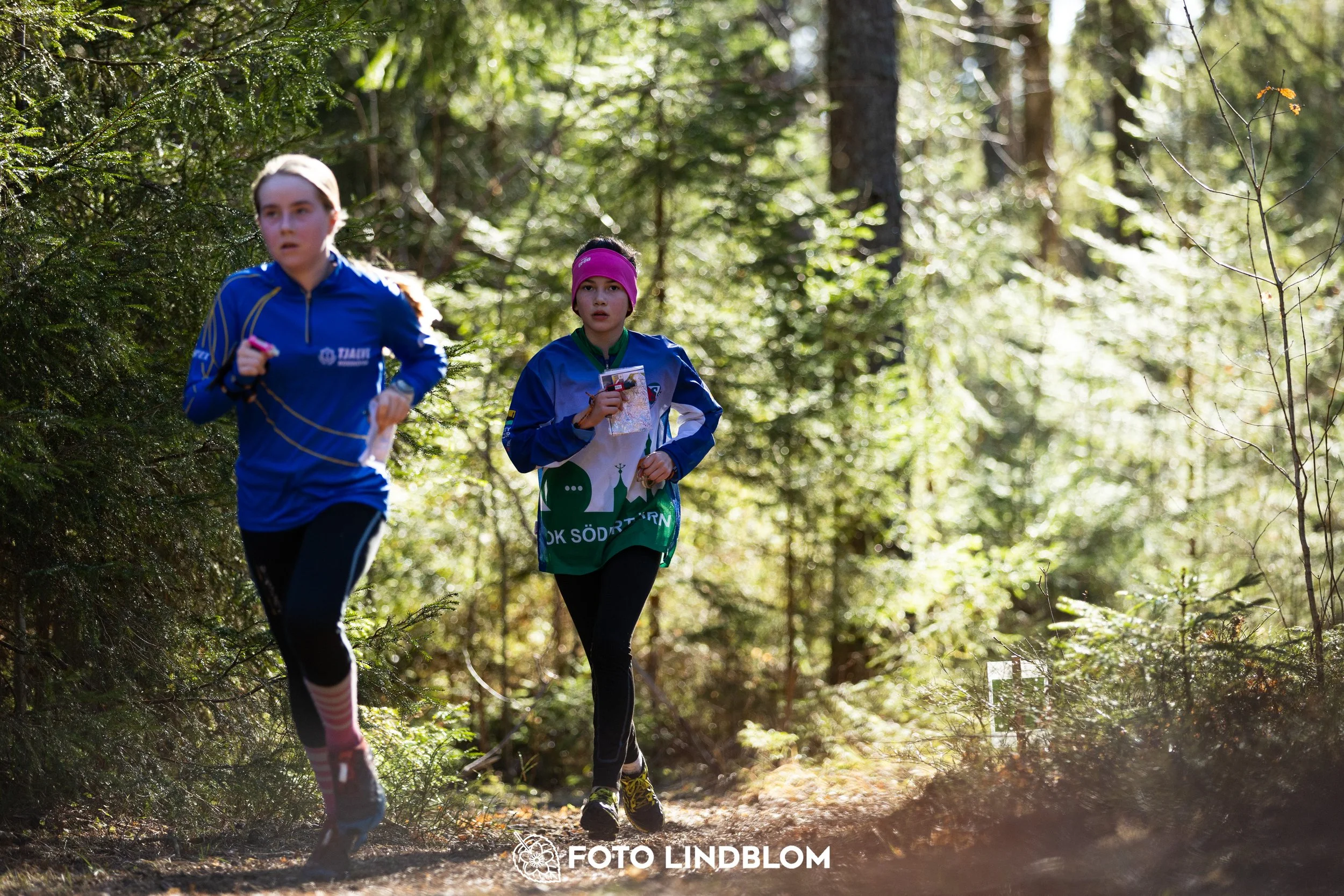 A moment from the 2026 Nyköpingsorienteringen orienteering race in Sweden, captured by Foto Lindblom.