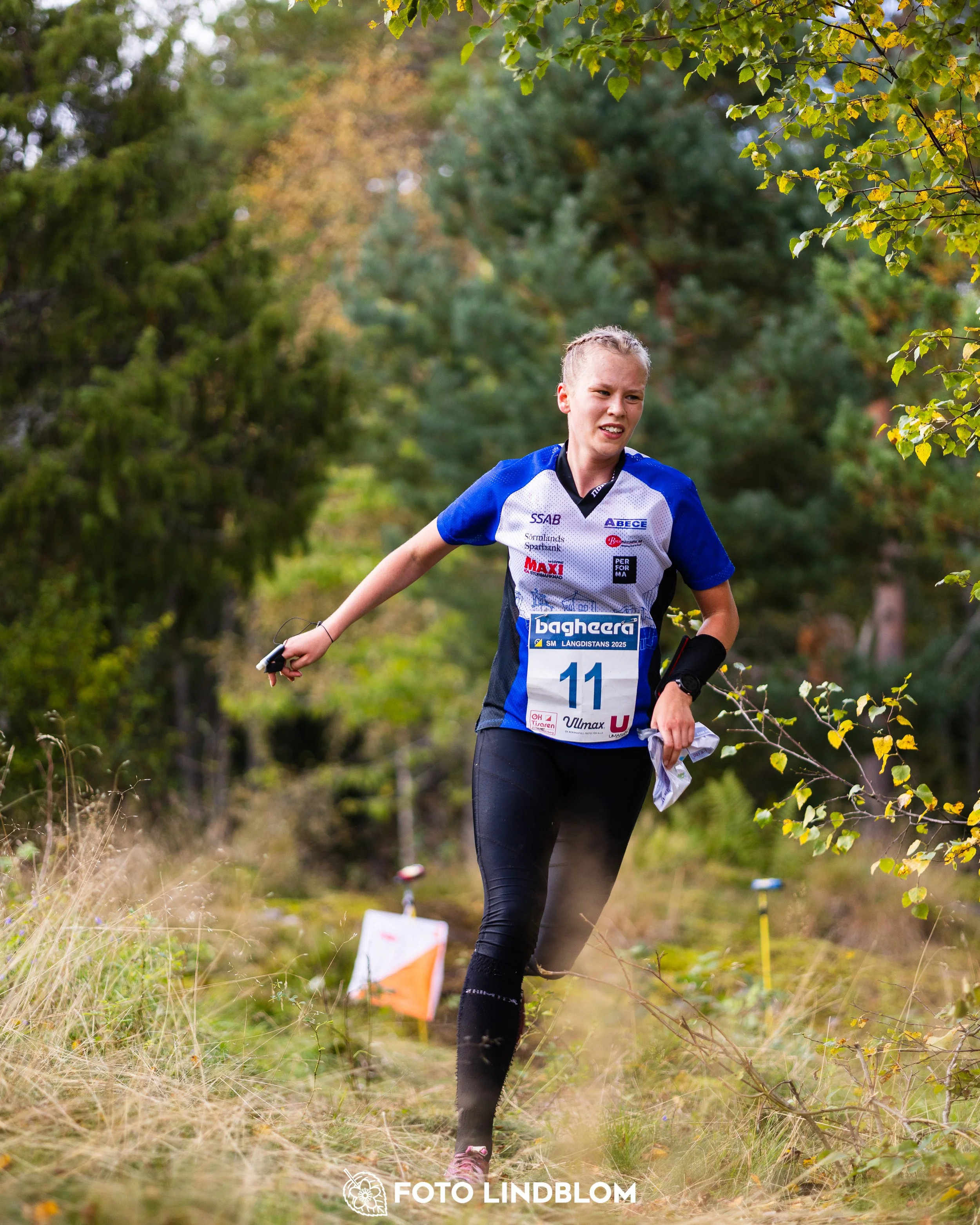 A picture from the Swedish national championship in long distance orienteering and Swedish league race taken by Foto Lindblom