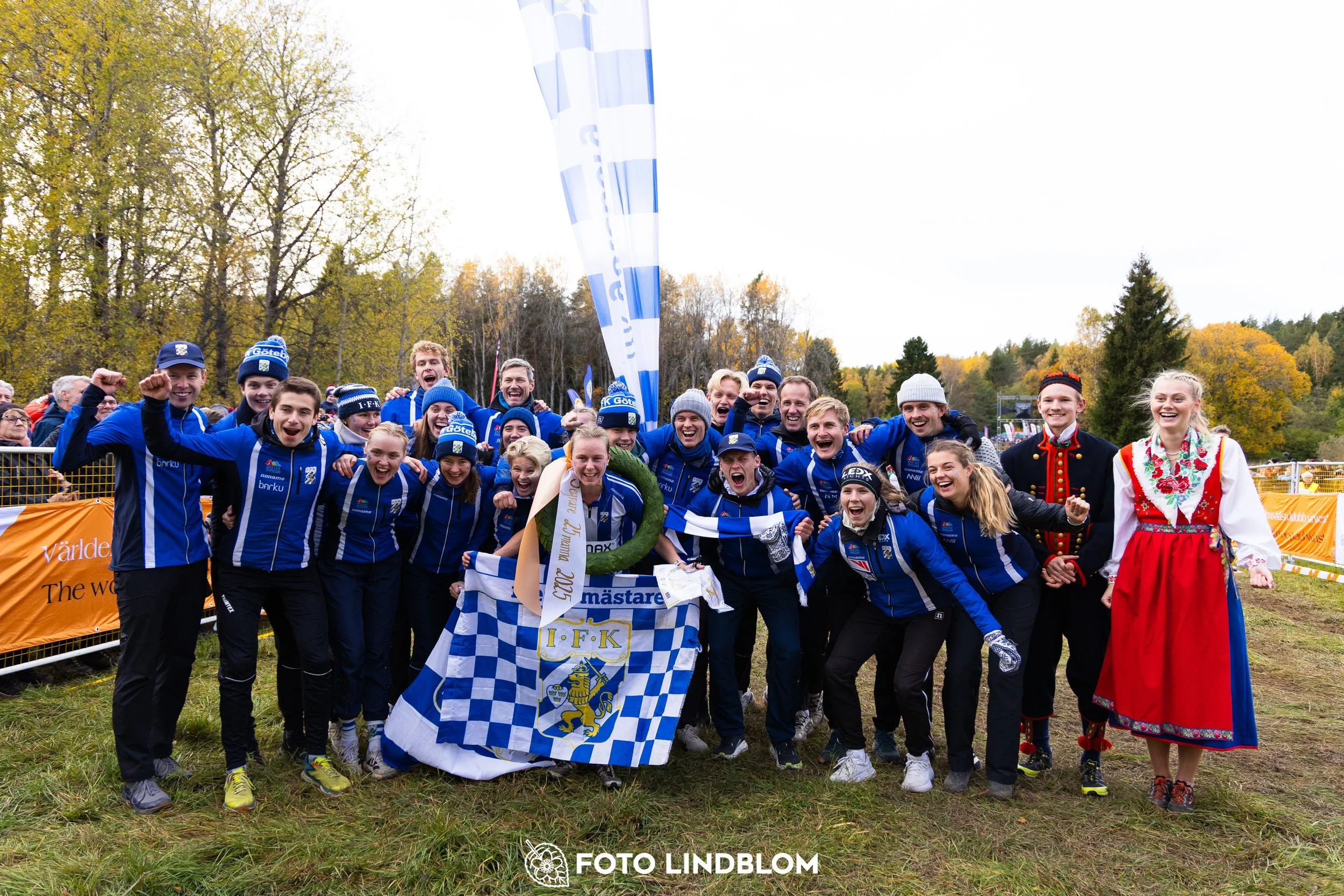 A picture from the 25-Manna orienteering event taken by Foto Lindblom