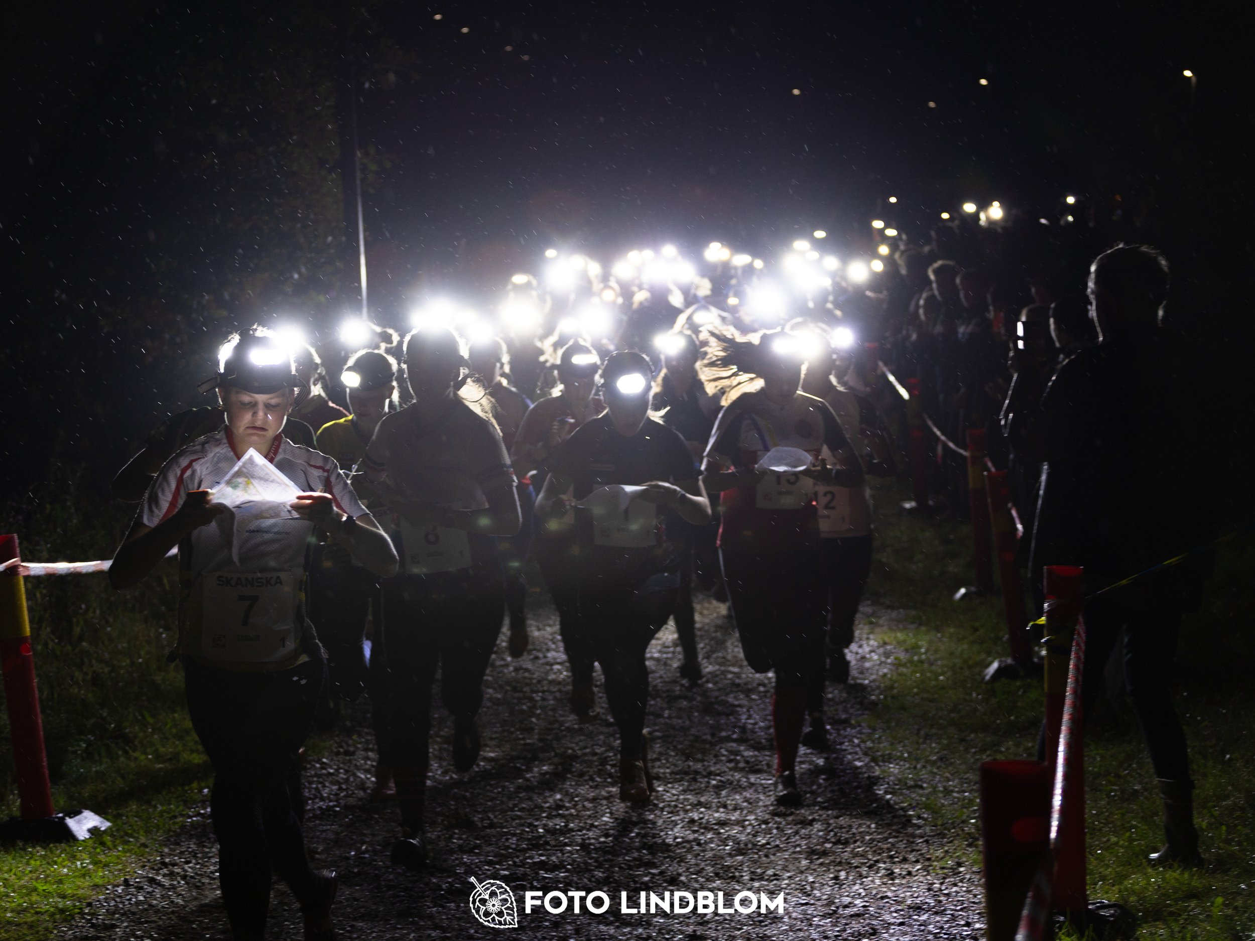 A picture from the youth 10 mila orienteering competition taken by Foto Lindblom