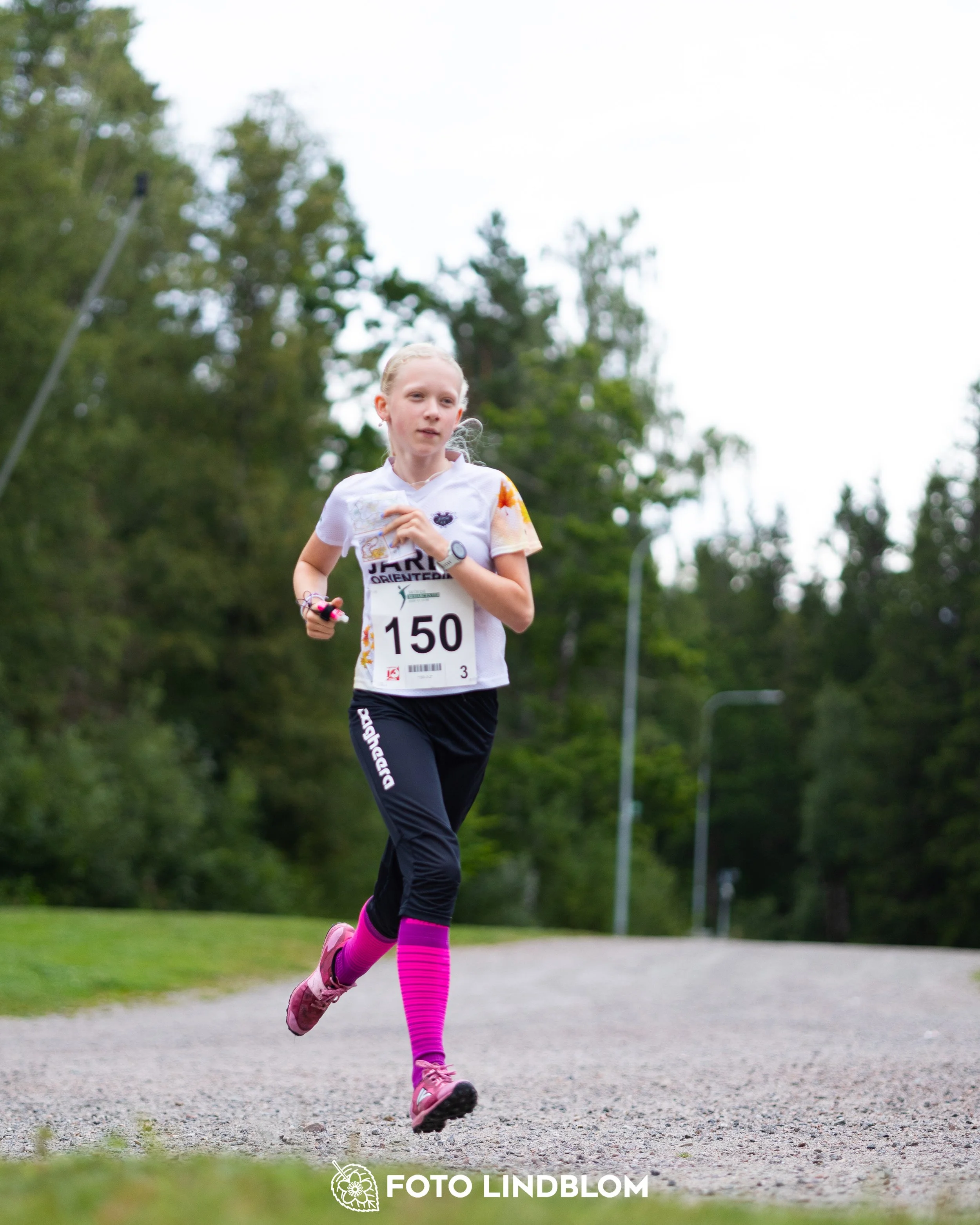 A picture from the youth 10 mila orienteering competition taken by Foto Lindblom