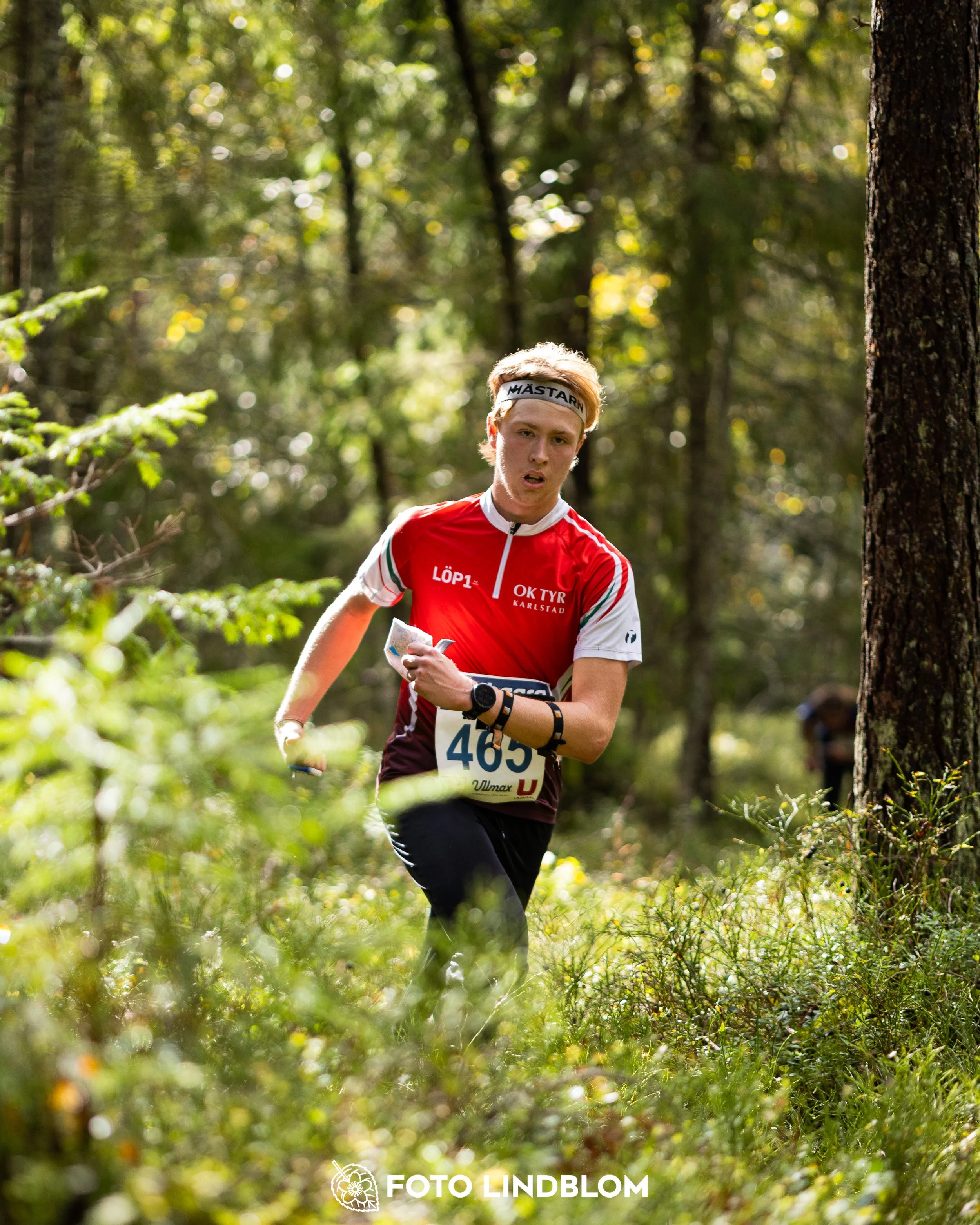 A picture from the Swedish national championship in long distance orienteering and Swedish league race taken by Foto Lindblom