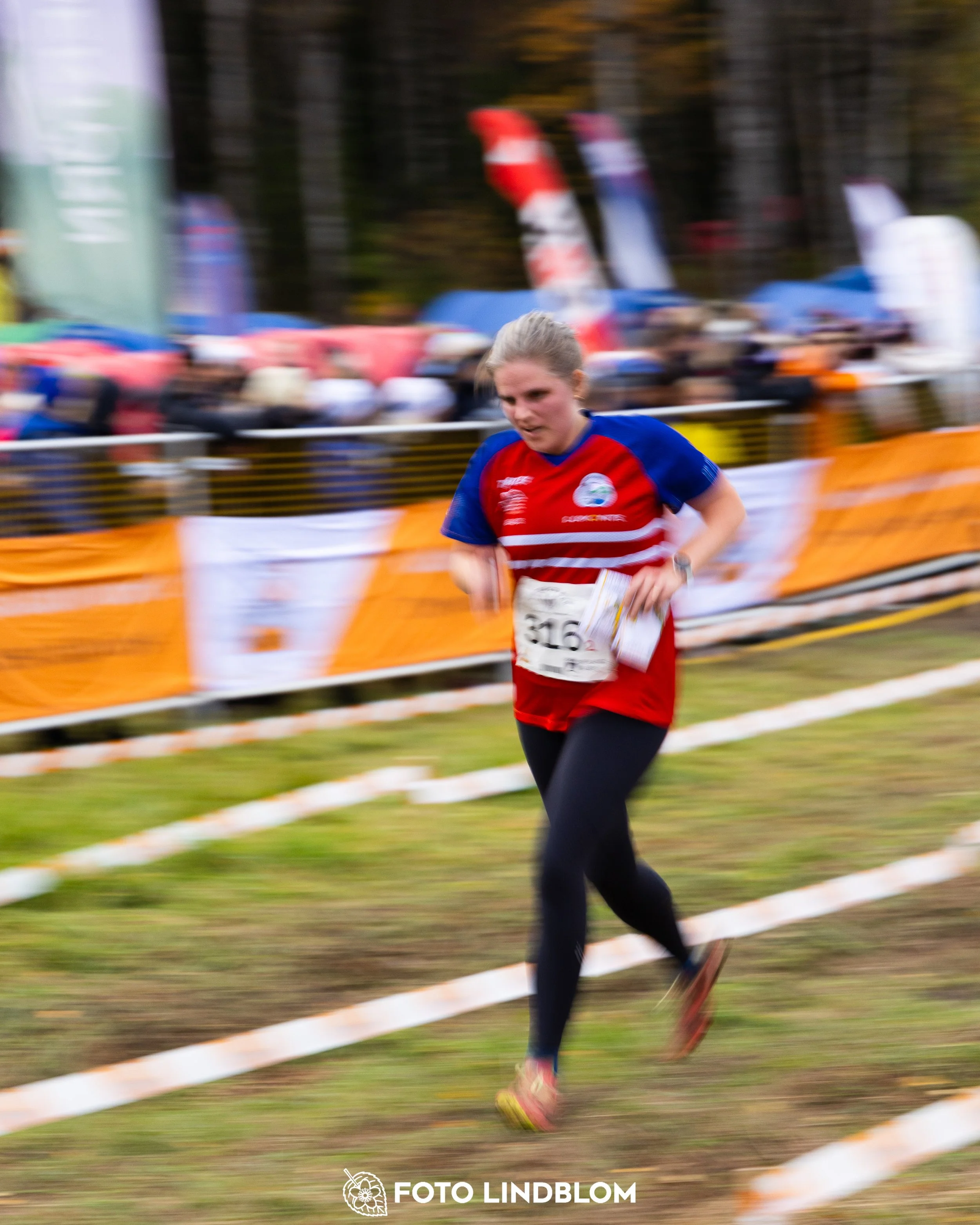 A picture from the 25-Manna orienteering event taken by Foto Lindblom