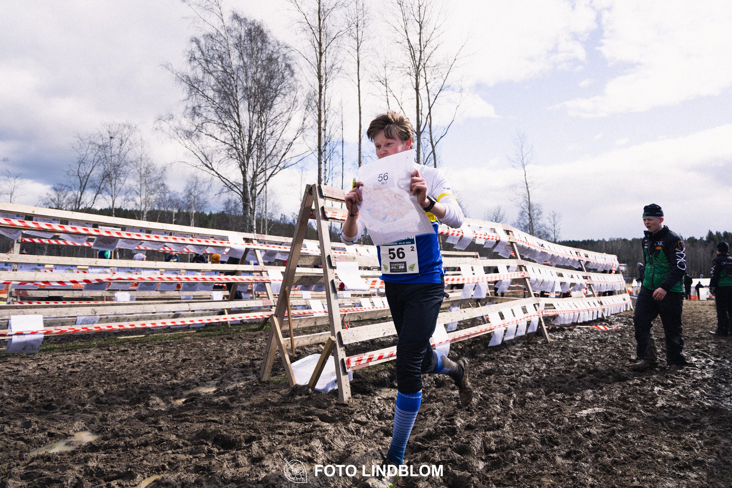 A scene from the Stafettligan relay competition Kolmårdskavlen in spring 2026, captured by Foto Lindblom.