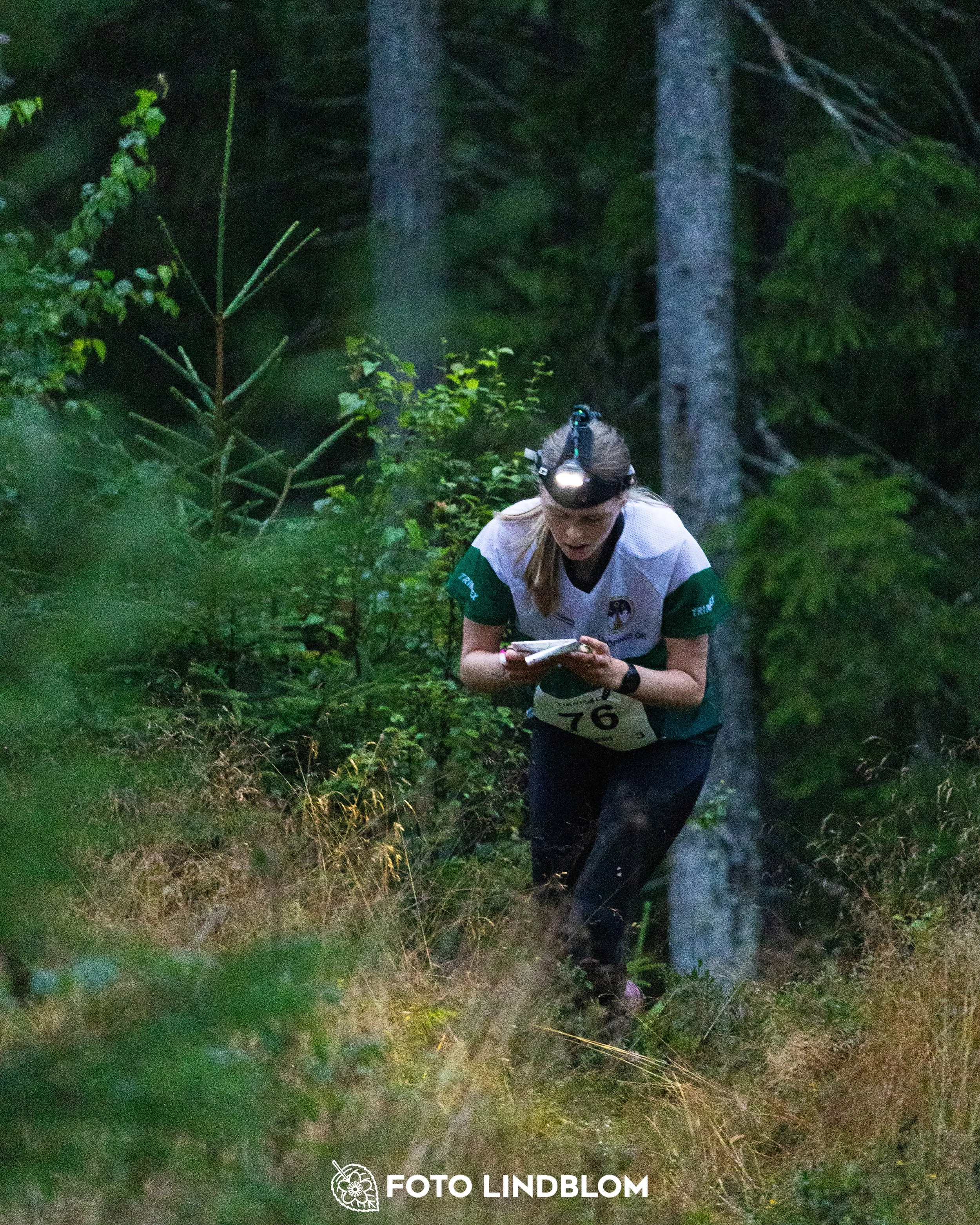 A picture from the youth 10 mila orienteering competition taken by Foto Lindblom