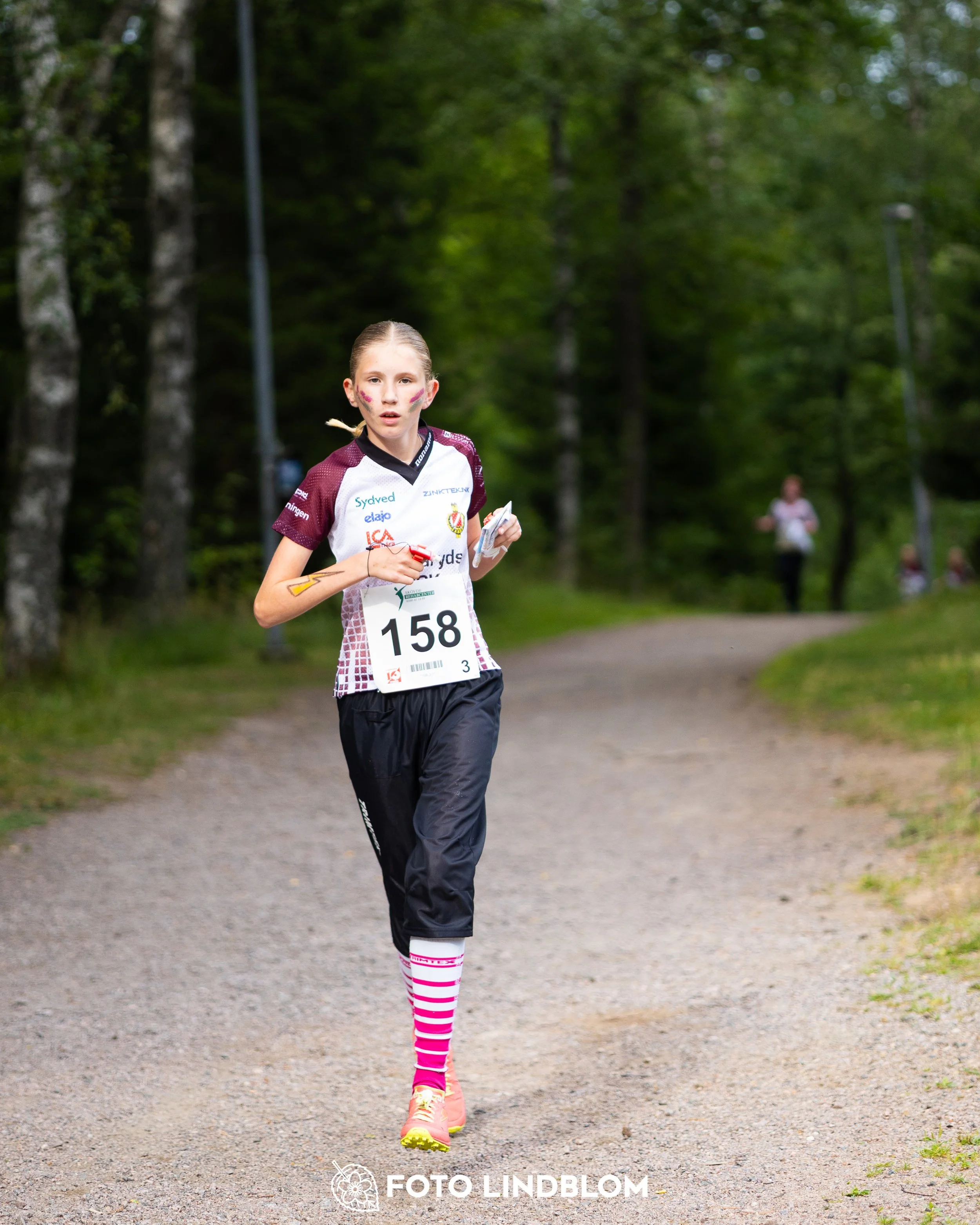A picture from the youth 10 mila orienteering competition taken by Foto Lindblom
