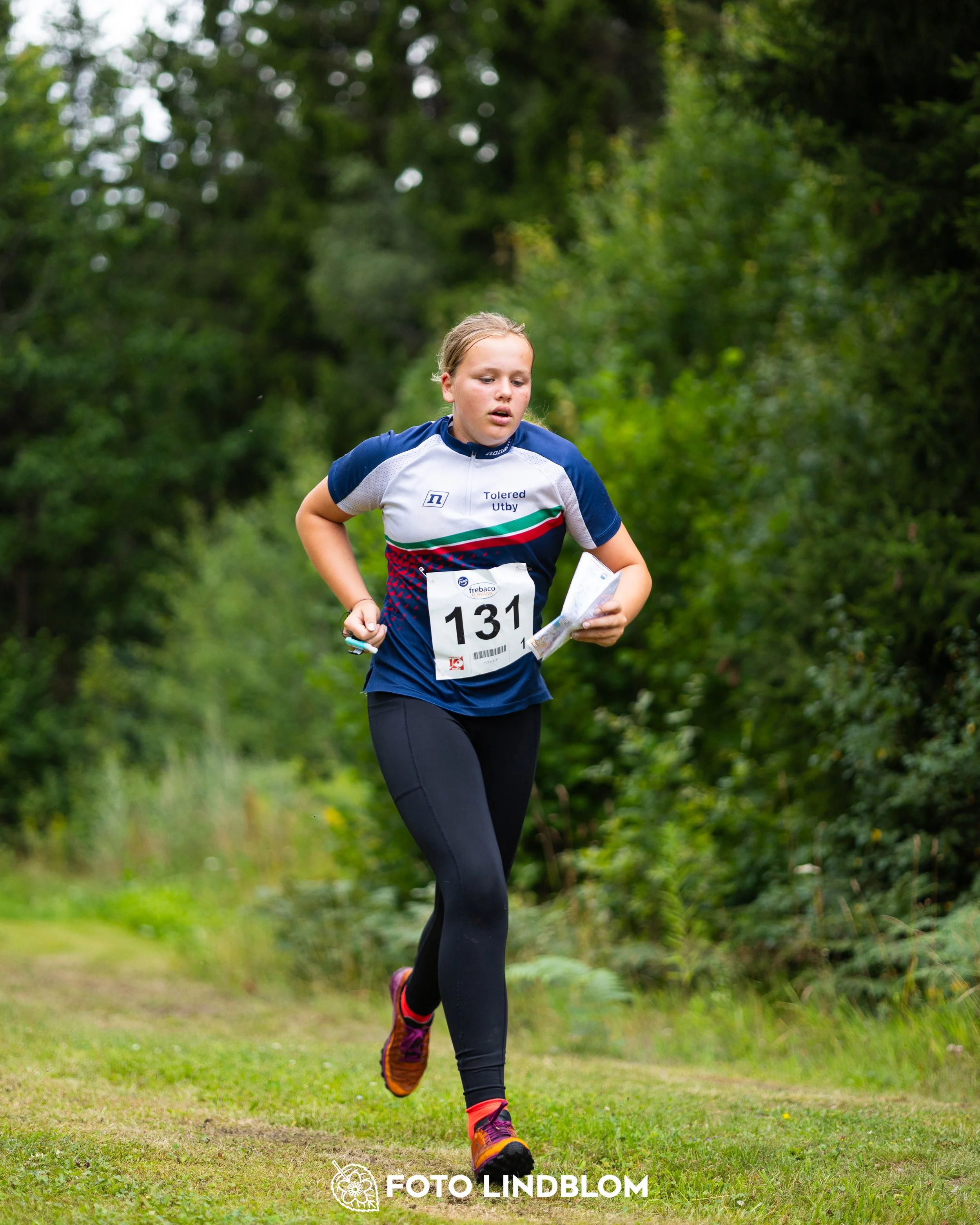 A picture from the youth 10 mila orienteering competition taken by Foto Lindblom