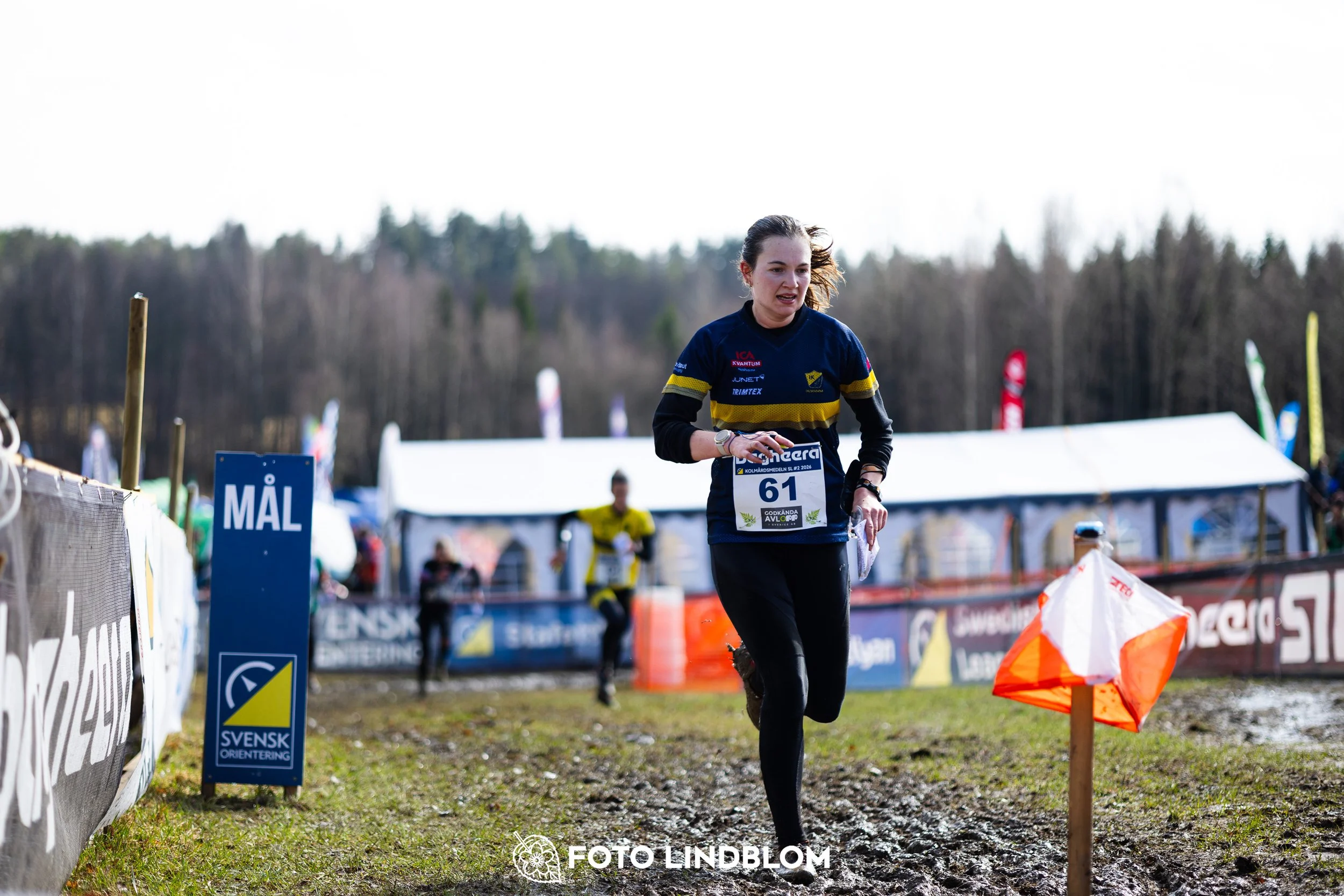 A moment captured during the Swedish League orienteering competition in Kolmården 2026 by Foto Lindblom.