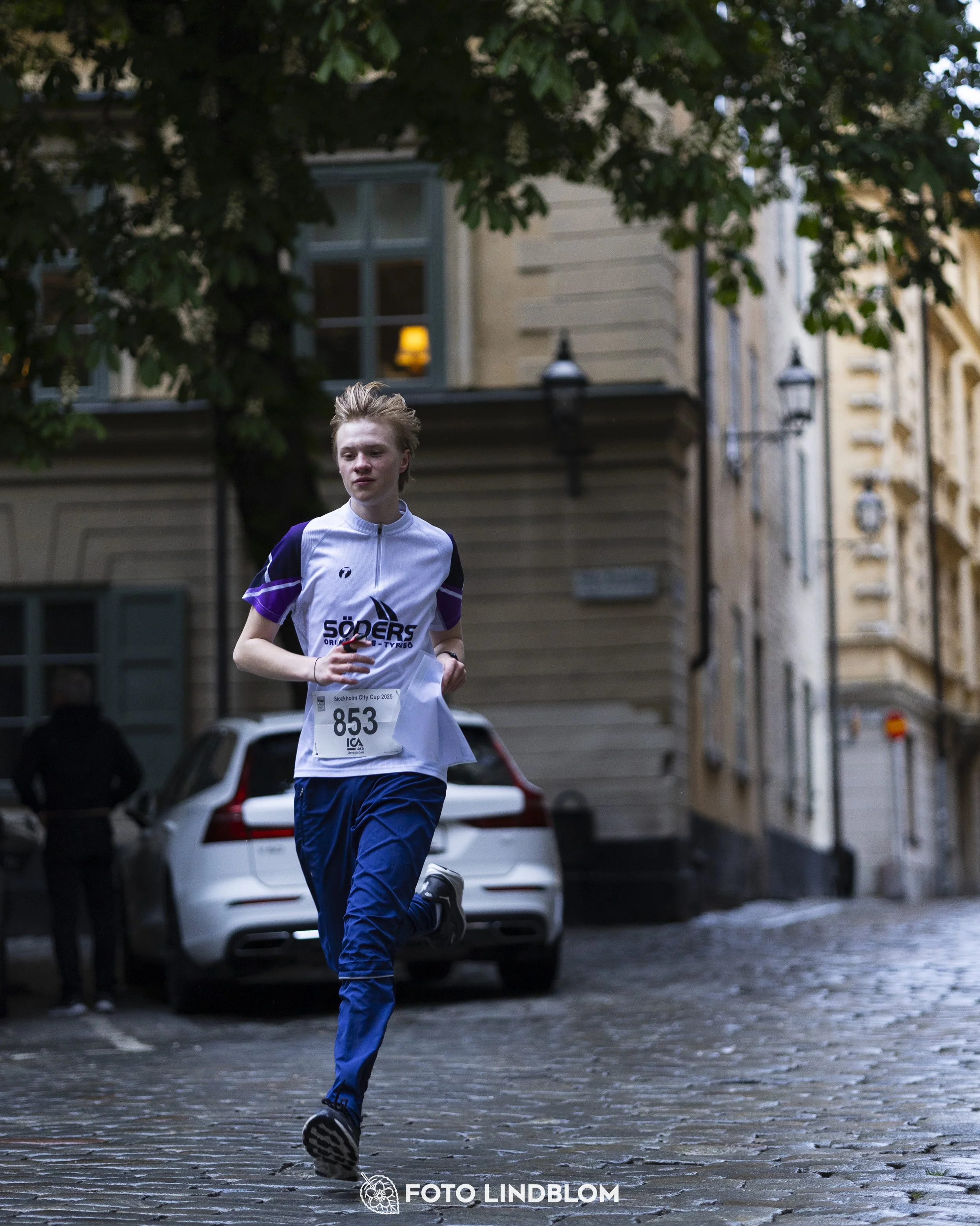 A picture from the first stage of the Stockholm City Cup sprint orienteering competition in "gamla stan" which is the old part of Stockholm