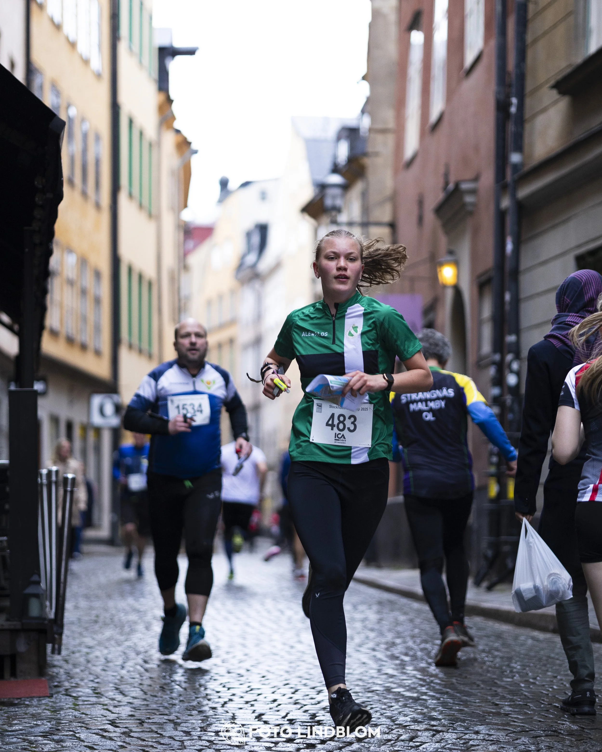 A picture from the first stage of the Stockholm City Cup sprint orienteering competition in "gamla stan" which is the old part of Stockholm