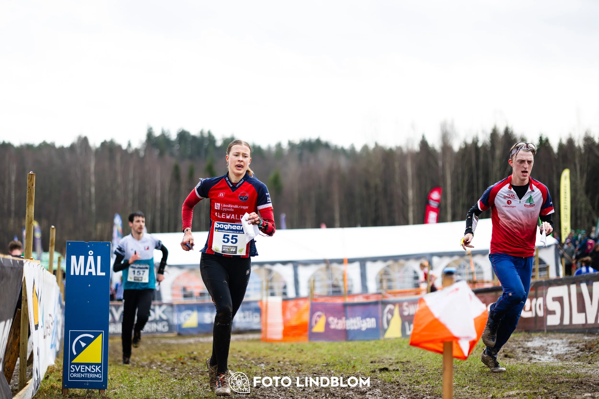 A moment captured during the Swedish League orienteering competition in Kolmården 2026 by Foto Lindblom.