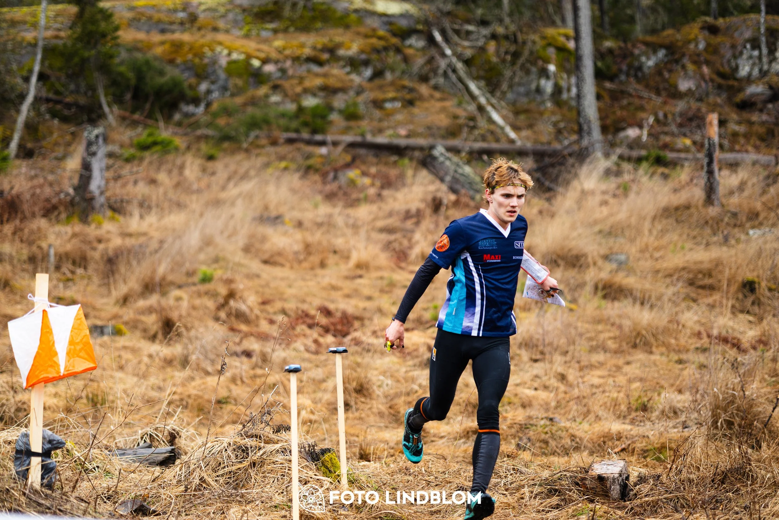 A scene from the Swedish League middle distance event in Kolmården spring 2026, captured by Foto Lindblom.