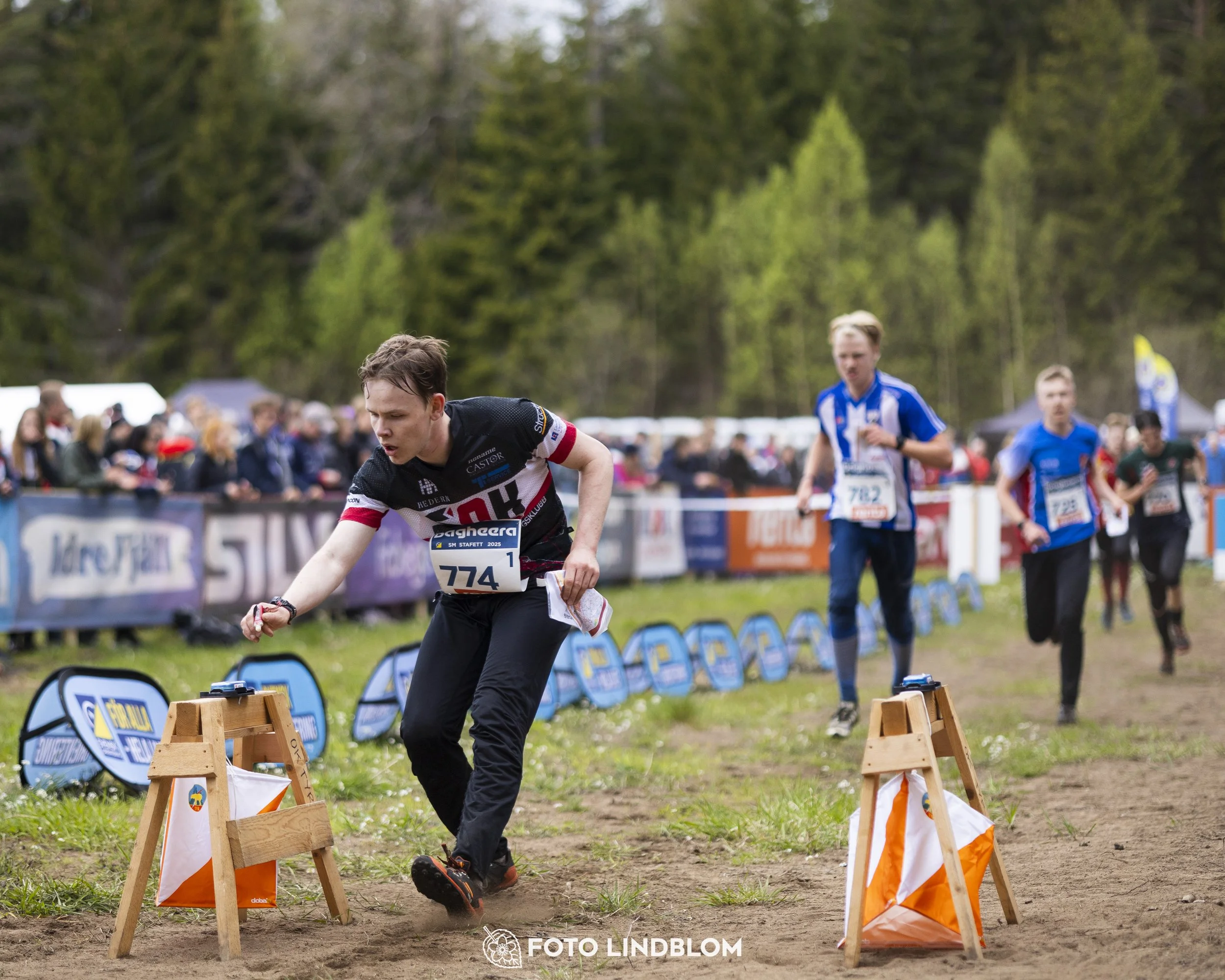 A picture from the Swedish national championship in relay orienteering