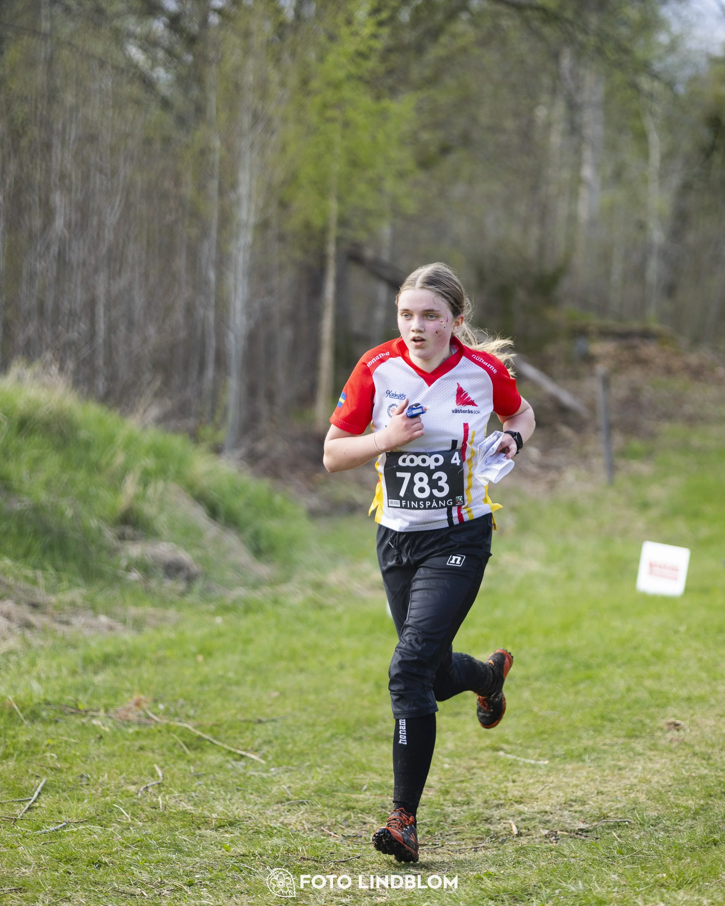 A picture from the youth relay at 10-Mila orienteering competition