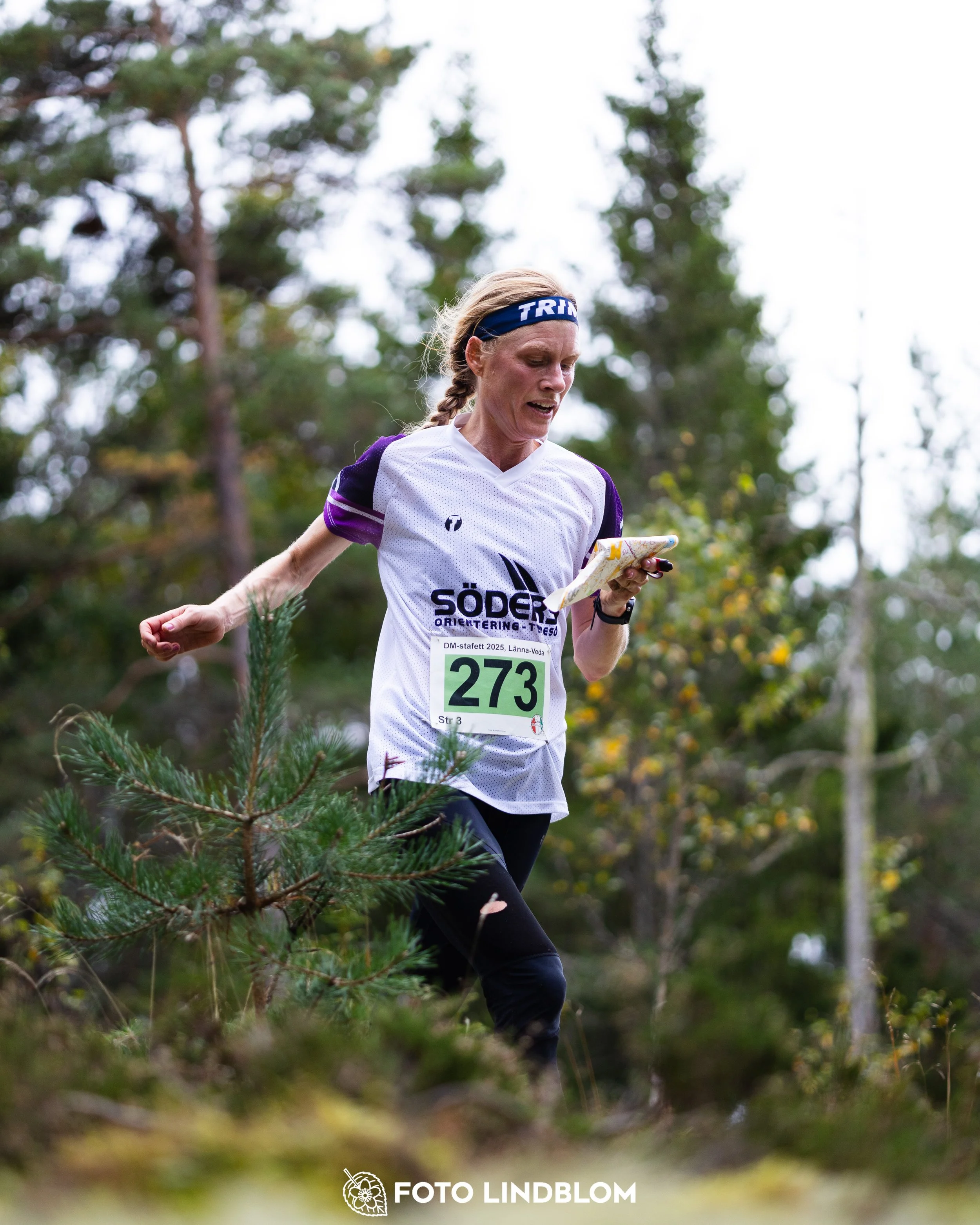 A picture from the Stockholm district championship in relay orienteering taken by Foto Lindblom
