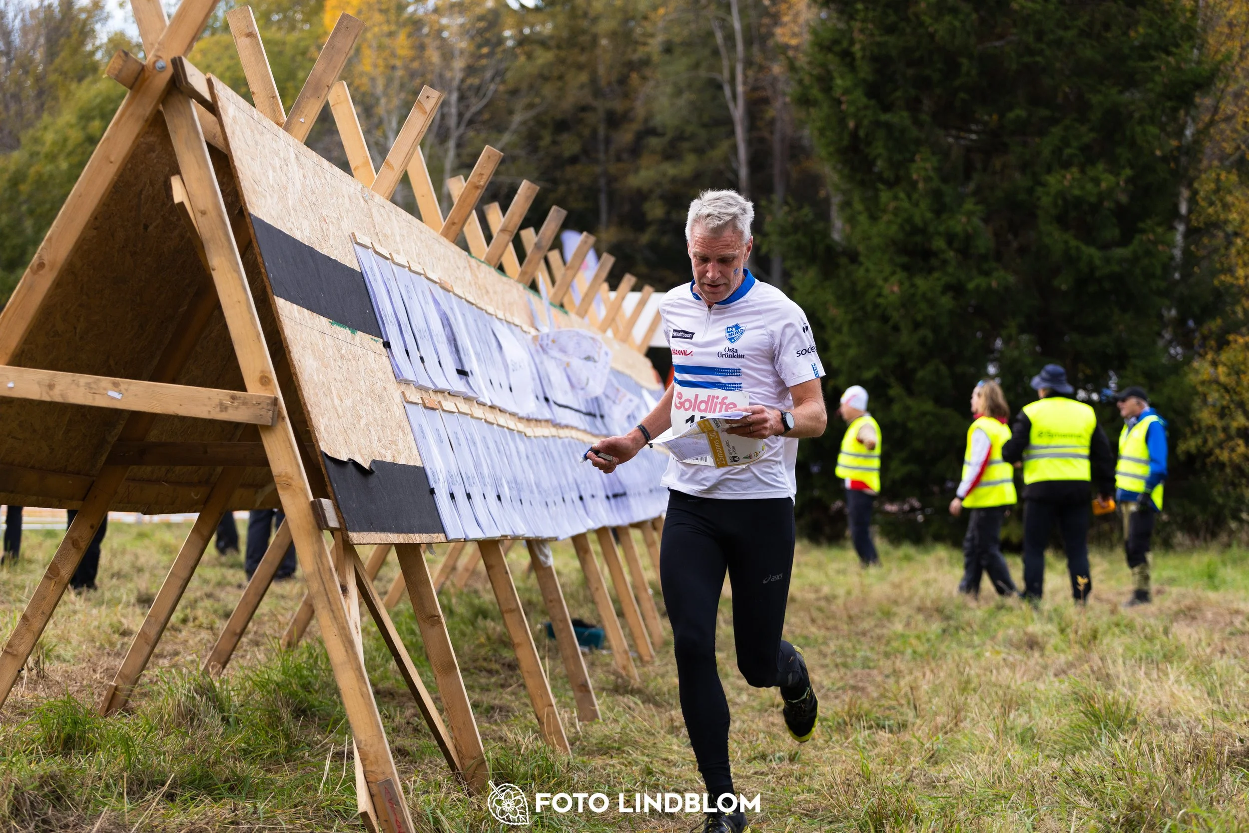 A picture from the 25-Manna orienteering event taken by Foto Lindblom