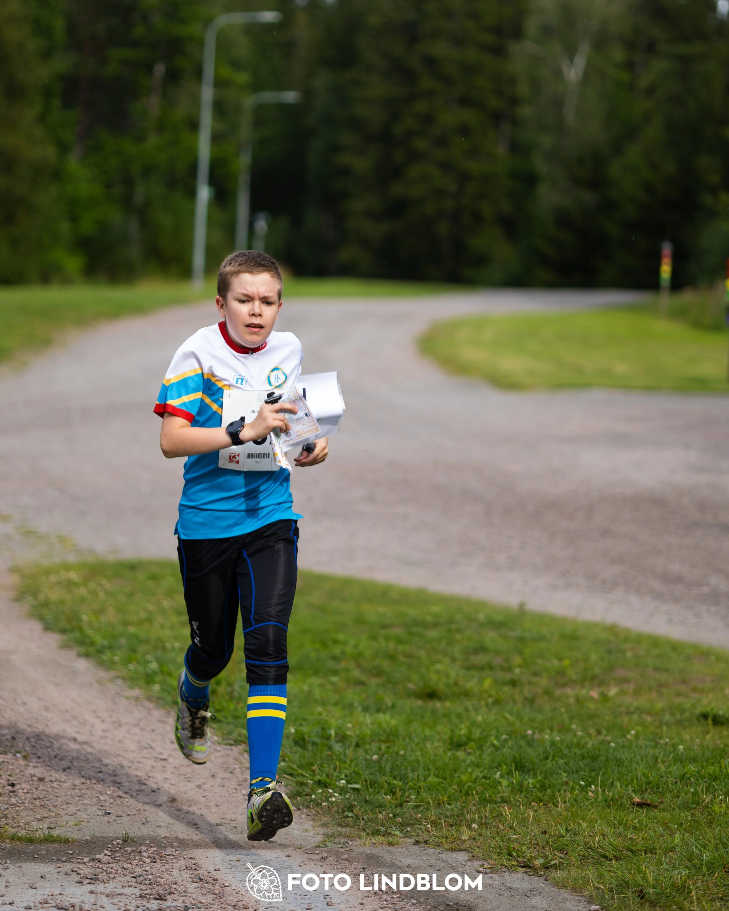 A picture from the youth 10 mila orienteering competition taken by Foto Lindblom