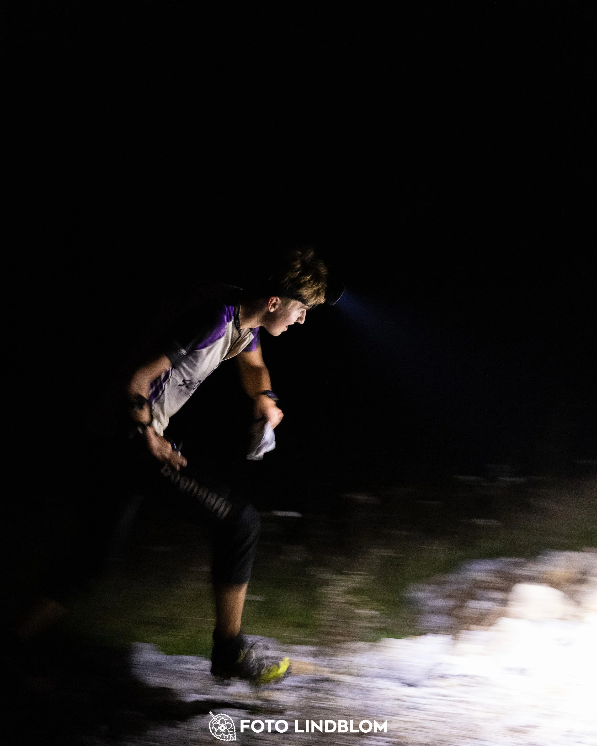 A picture from the Stockholm district championship in night orienteering taken by Foto Lindblom
