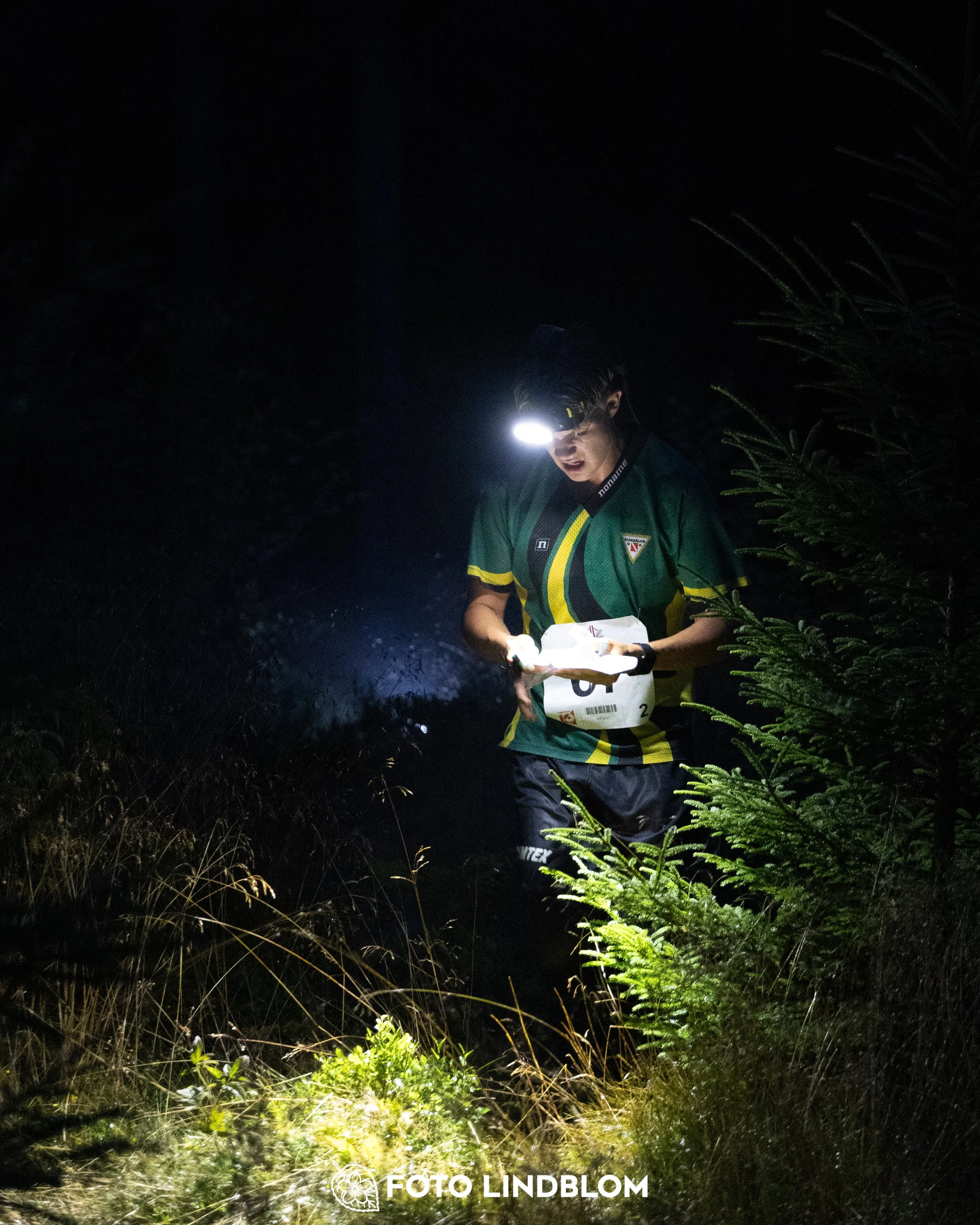 A picture from the youth 10 mila orienteering competition taken by Foto Lindblom