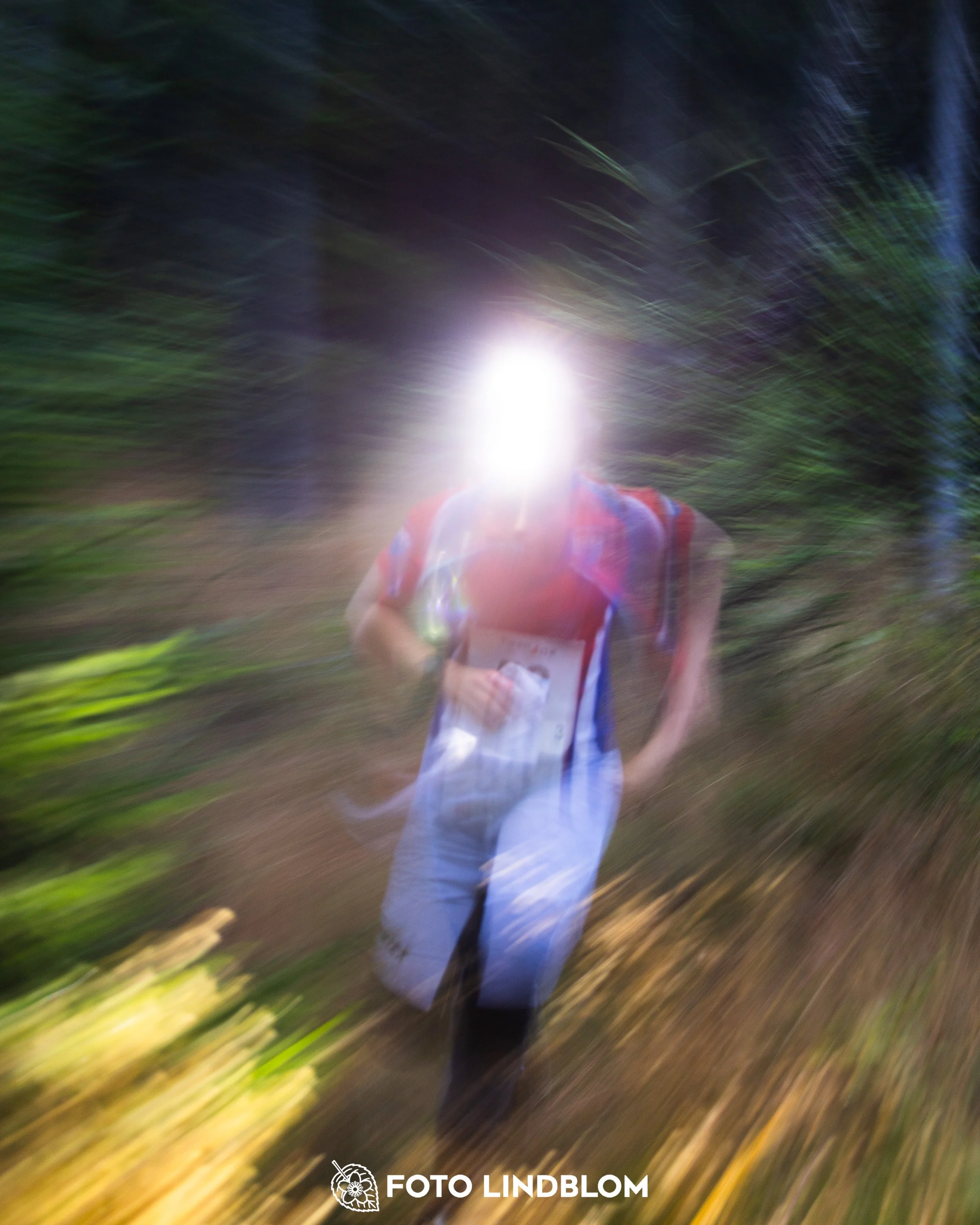 A picture from the youth 10 mila orienteering competition taken by Foto Lindblom