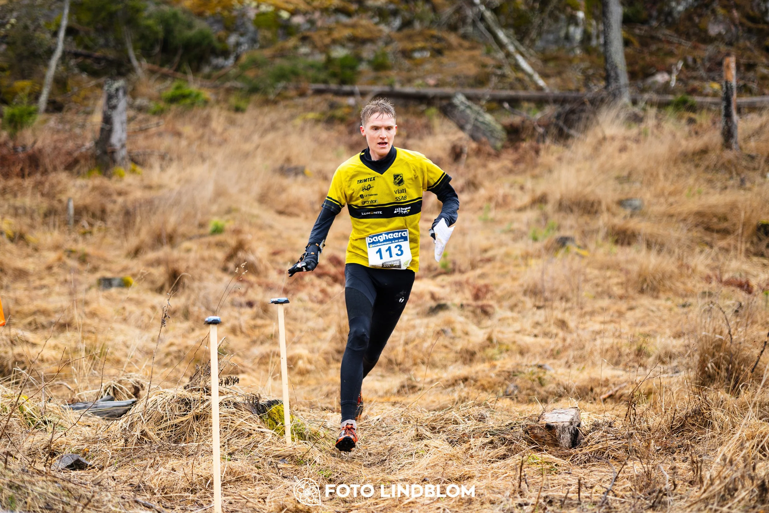 A scene from the Swedish League orienteering competition in Kolmården spring 2026, captured by Foto Lindblom.