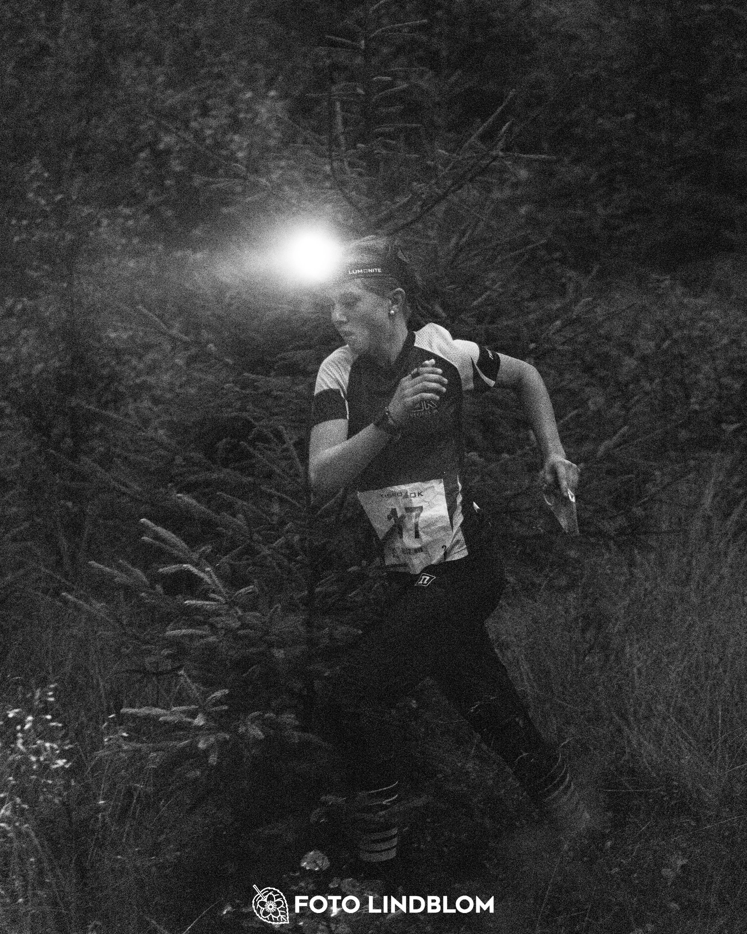 A picture from the youth 10 mila orienteering competition taken by Foto Lindblom