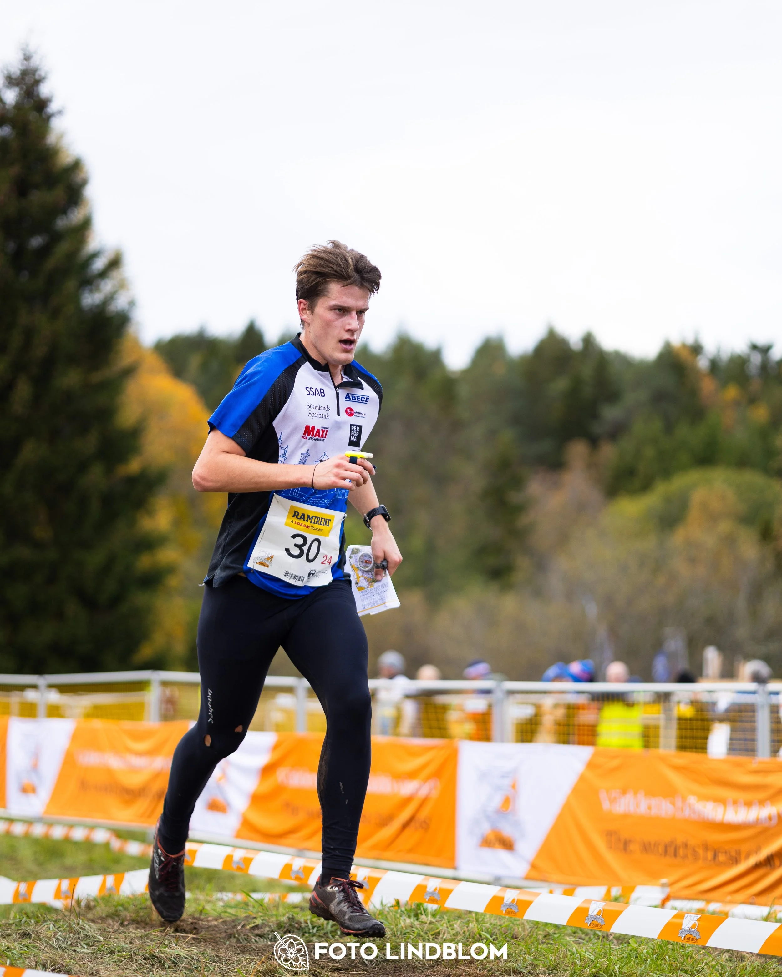 A picture from the 25-Manna orienteering event taken by Foto Lindblom