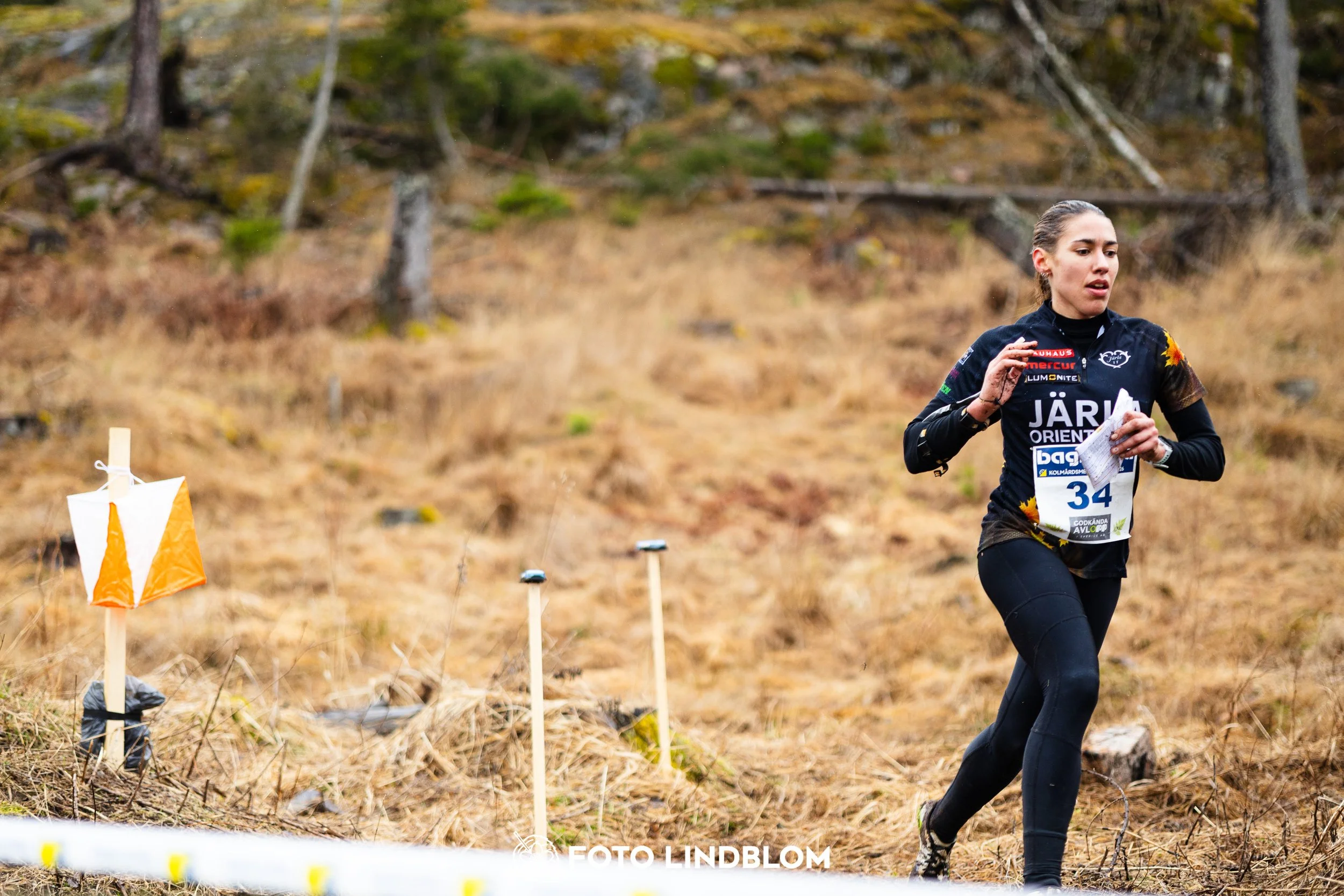 A photo from an orienteering race in Kolmården during the Swedish League spring season 2026, captured by Foto Lindblom.