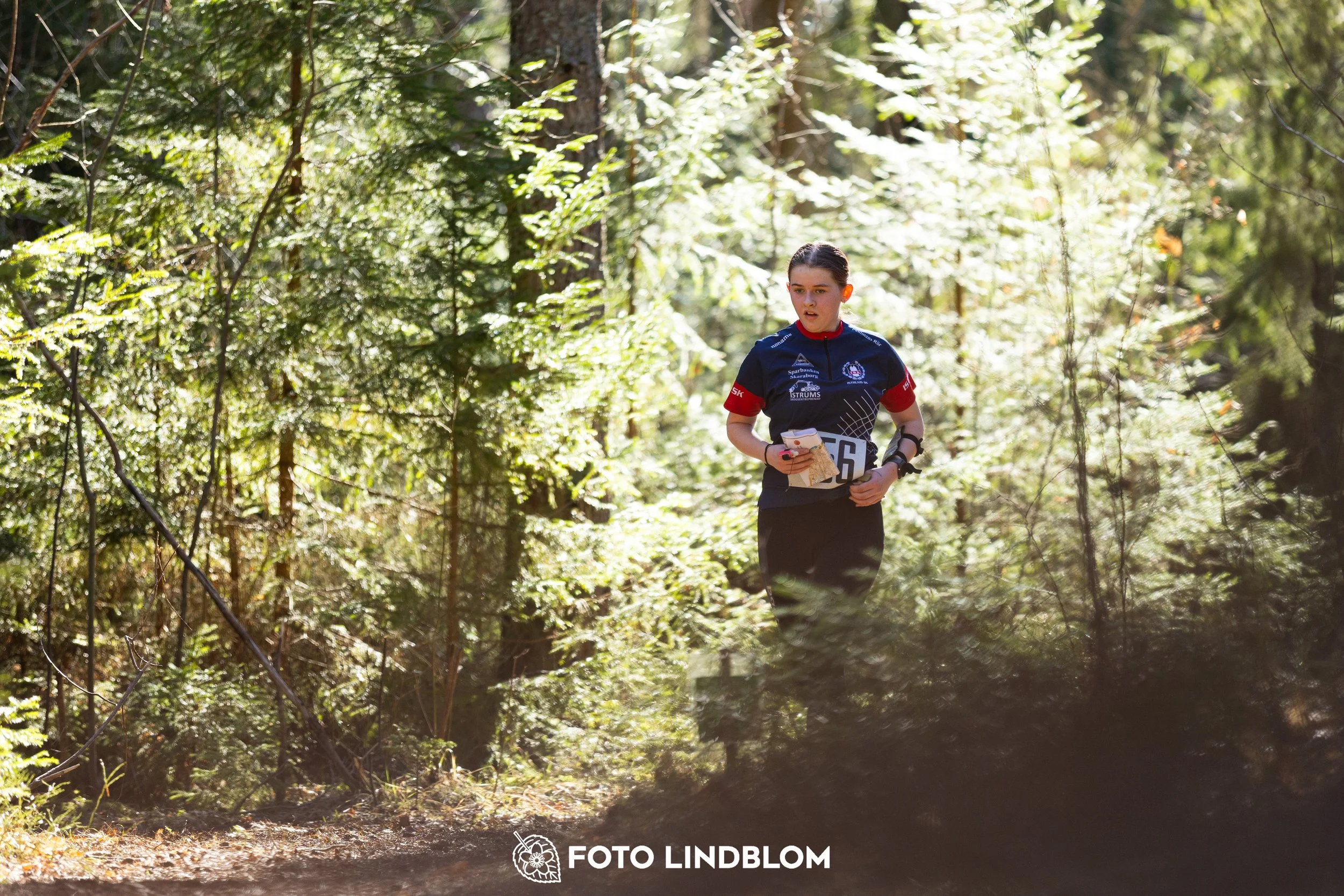 A moment from the 2026 Nyköpingsorienteringen orienteering race in Sweden, captured by Foto Lindblom.
